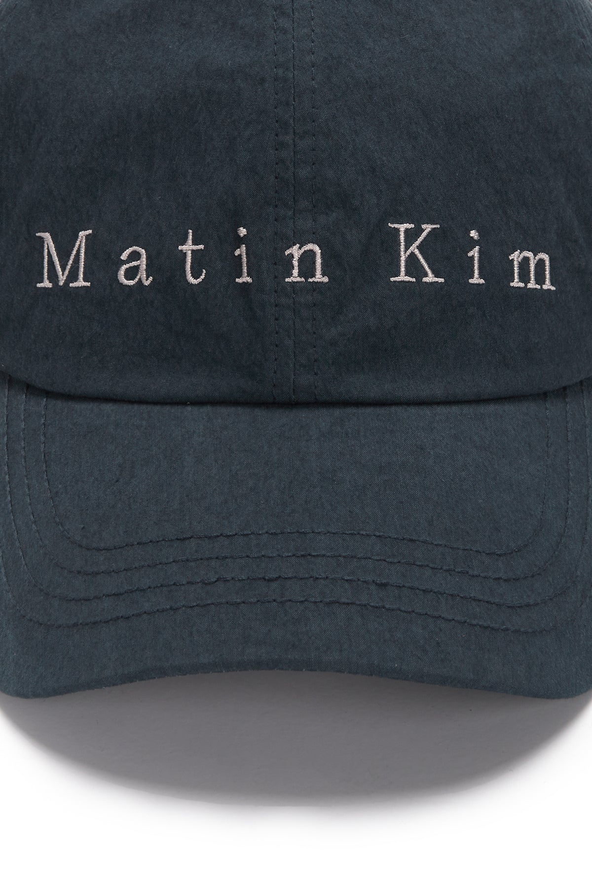 [matinkim] MATIN TYPO BALL CAP IN NAVY