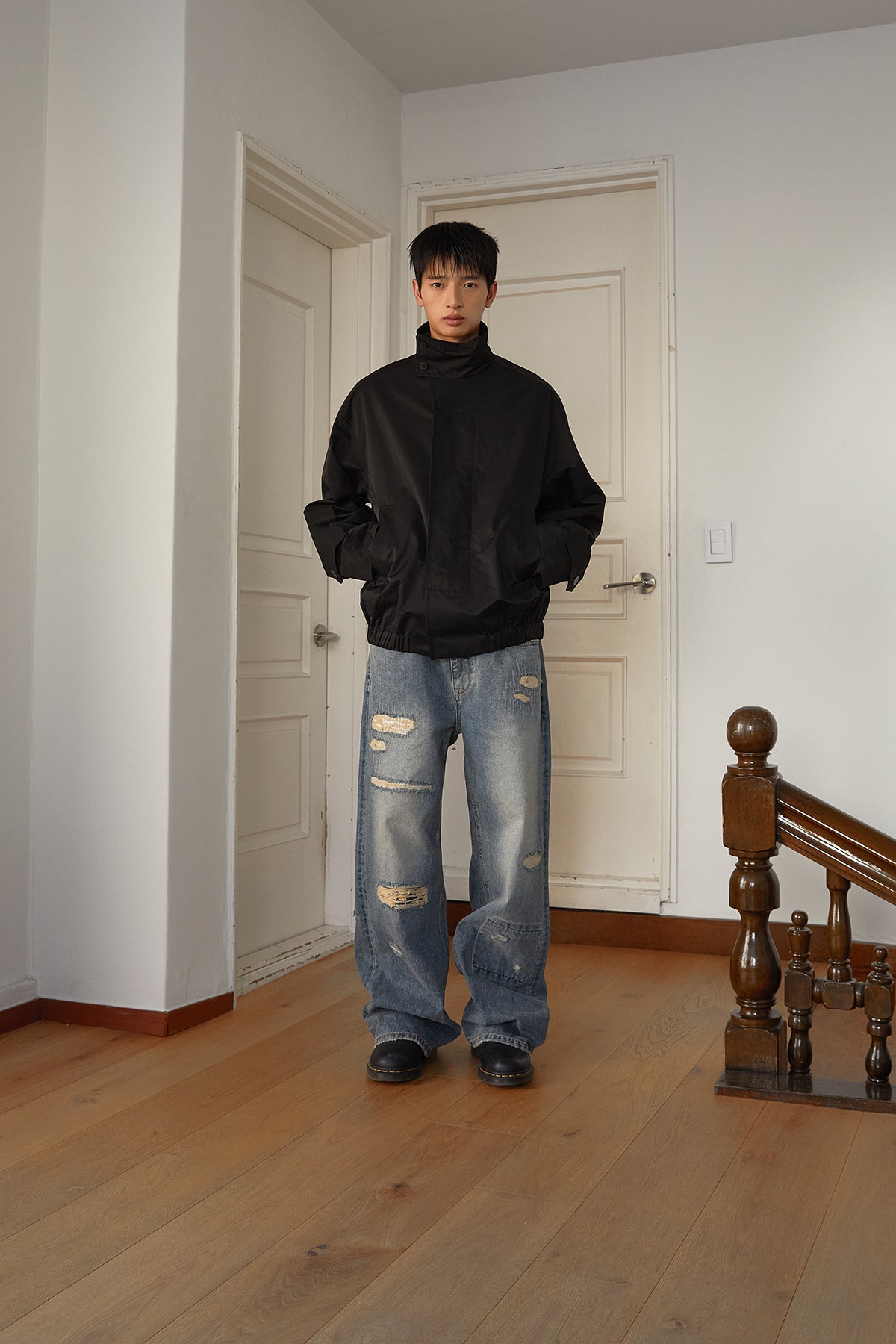 [matinkim] DESTROYED VINTAGE WIDE DENIM PANTS FOR MEN IN LIGHT BLUE