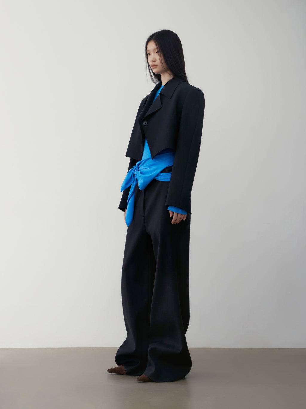 [low_classic] WOOL SHORT JACKET
BLACK