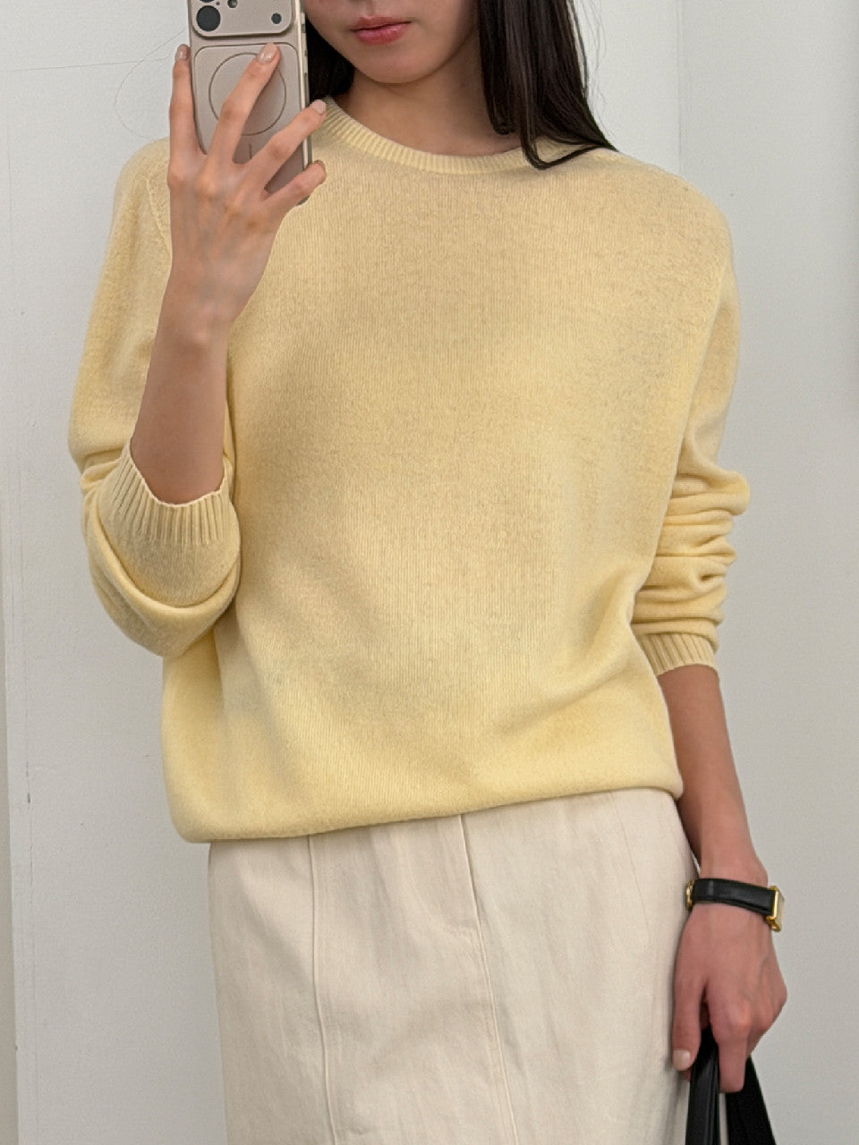 Tillidie Cashmere Blended Round Wool Knit Butter