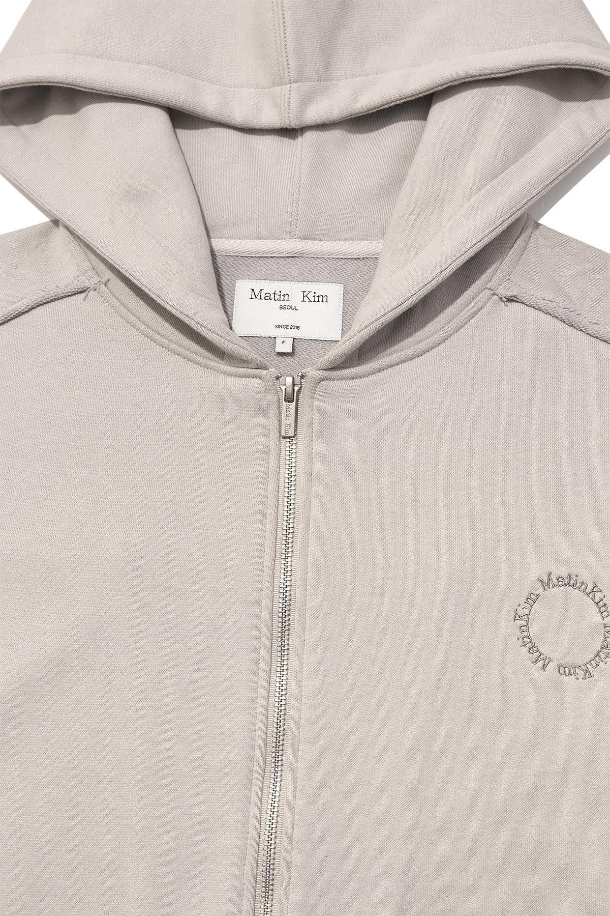 [matinkim] VOLUME POCKET HOODY ZIP UP IN BEIGE