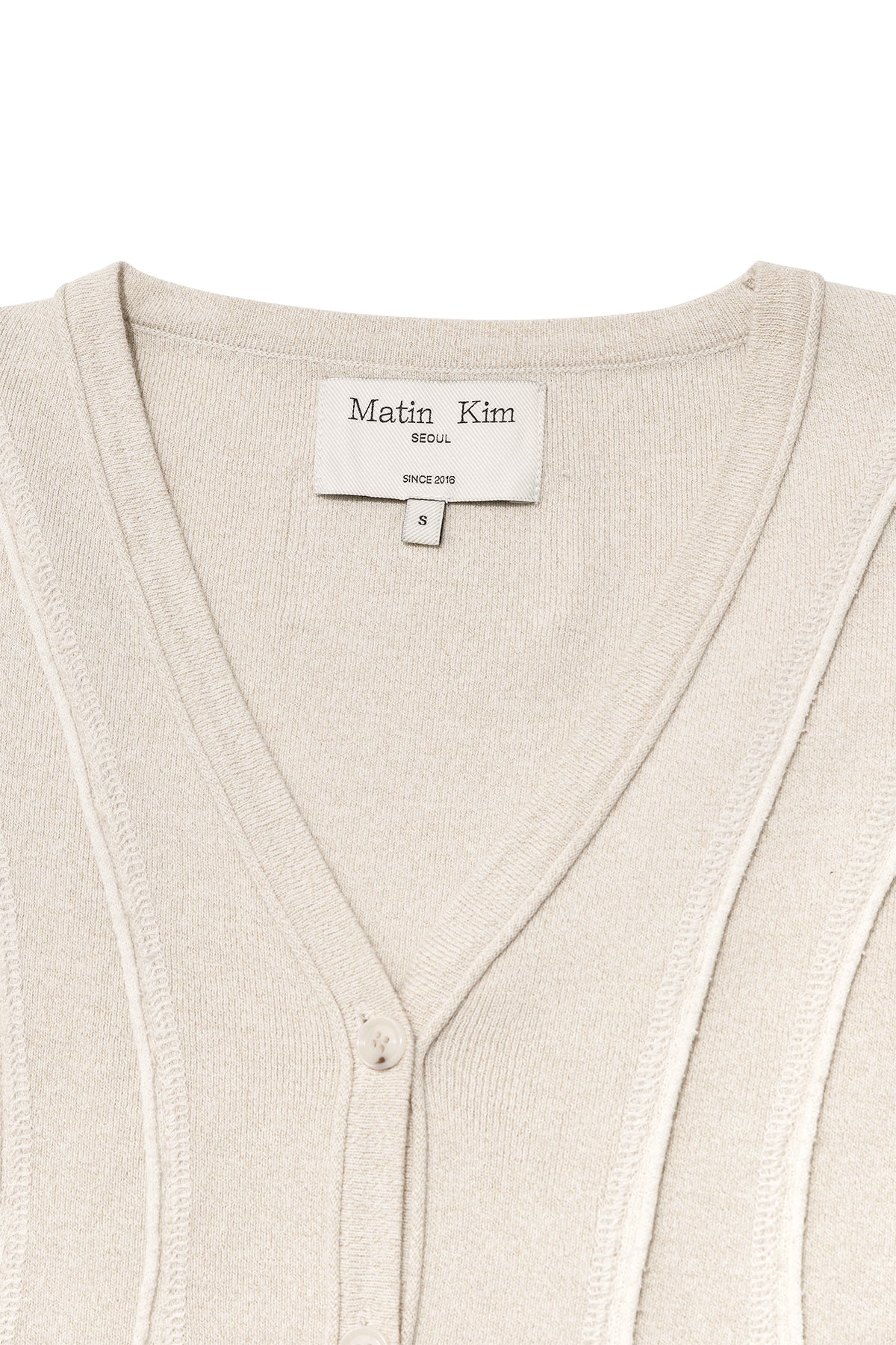 [matinkim] CUT LINE SLIM CARDIGAN IN BEIGE