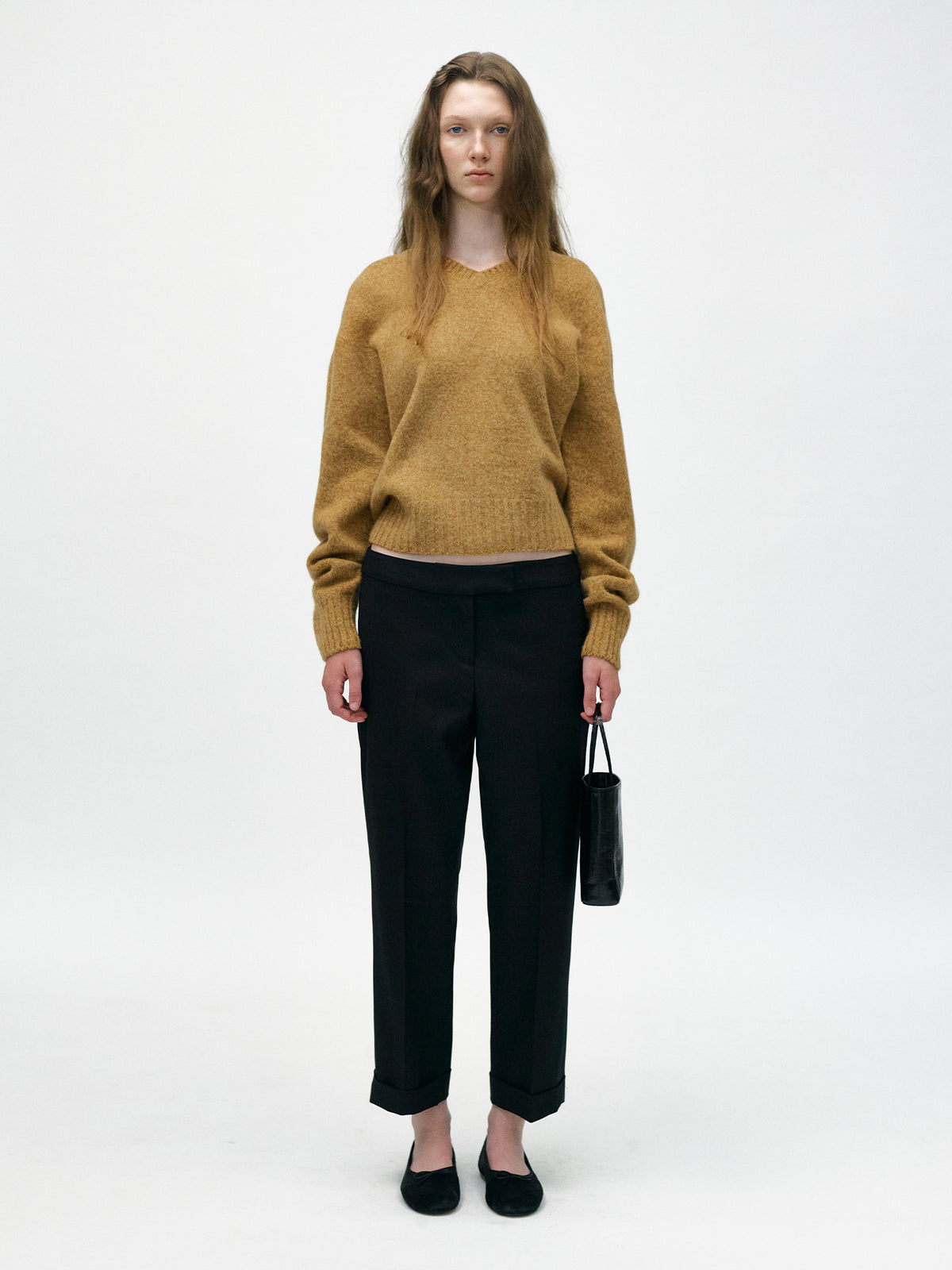 Nothing Written Miro v-neck pullover (Camel orange)