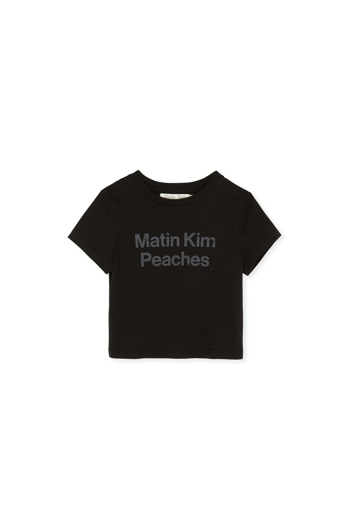 [matinkim] PEACHES LOGO GRAPHIC CROP TOP IN BLACK