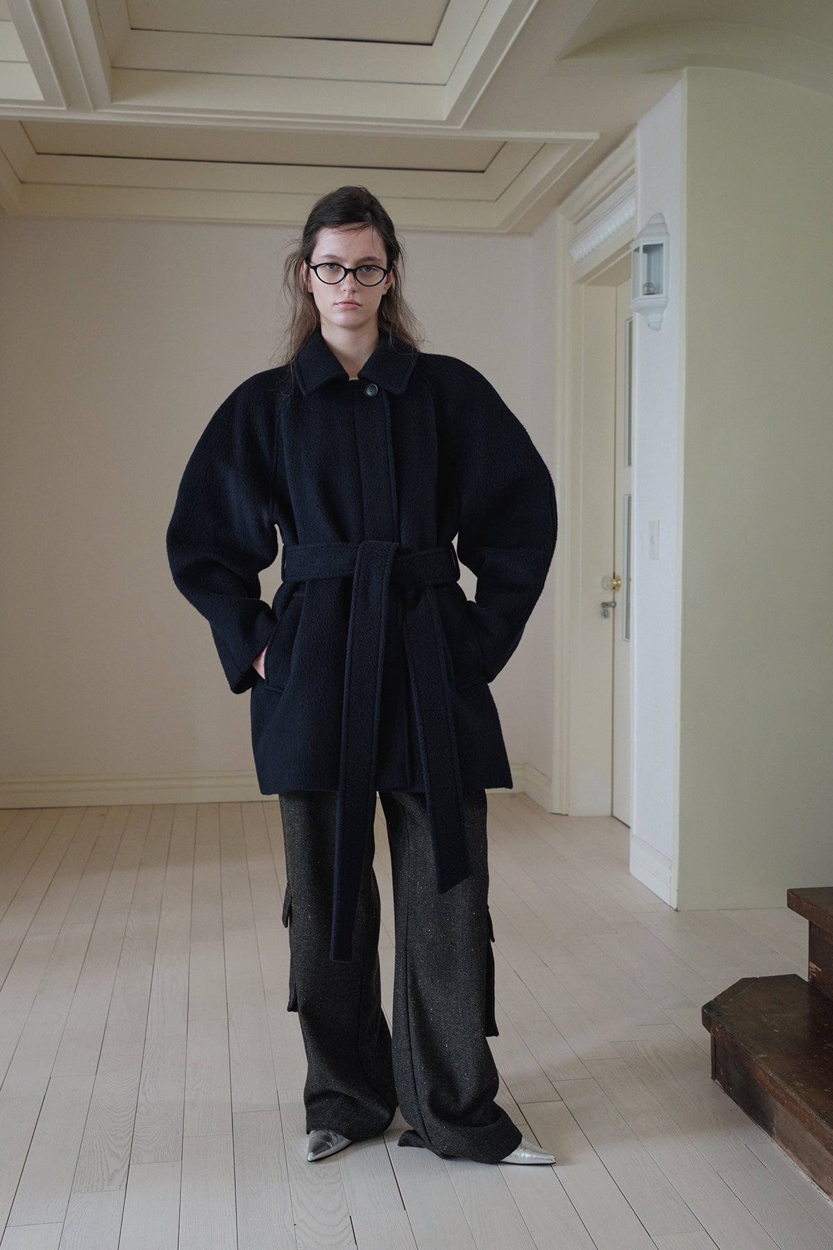 Overdueflair Volume Sleeve Wool Half Coat Navy