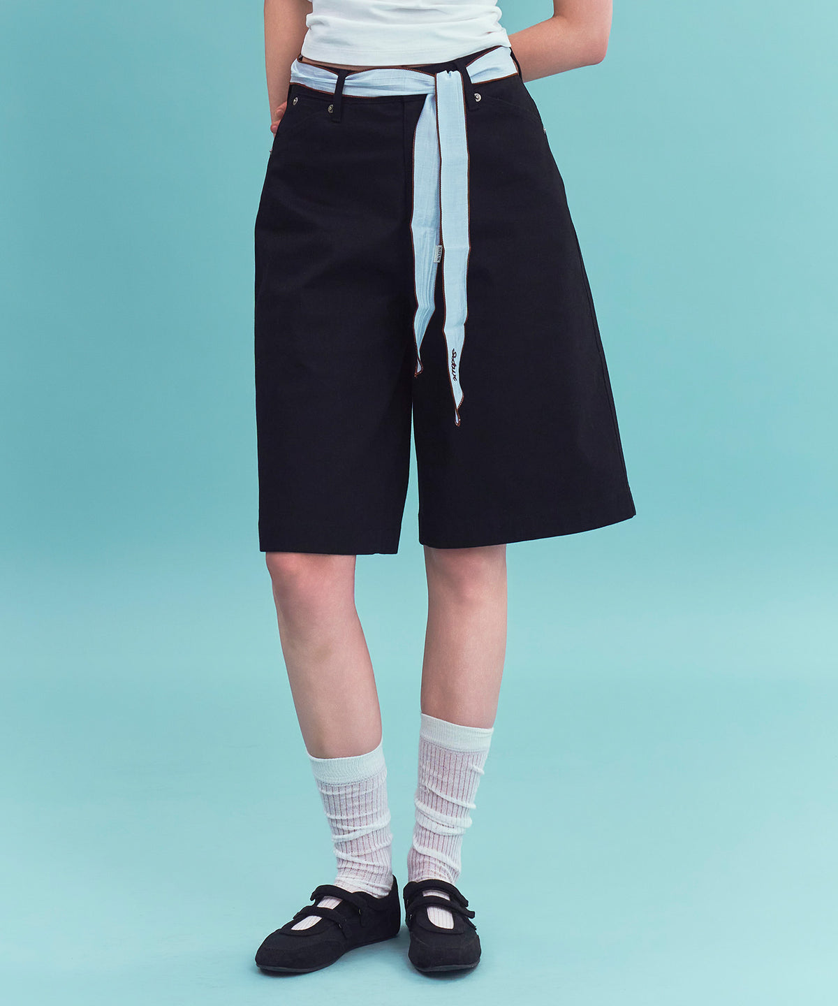Satur Stitch Cotton Bermuda Pants - Black