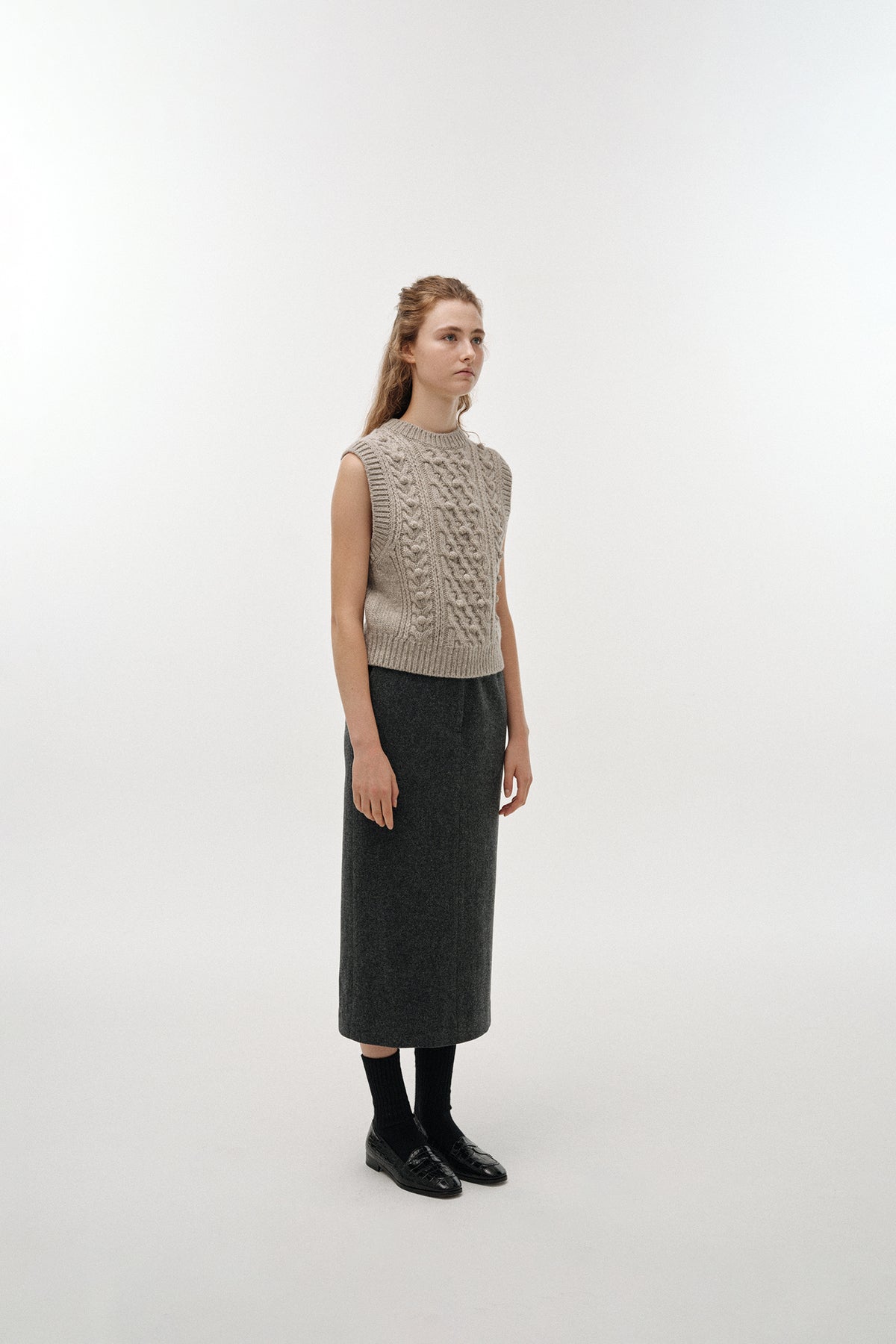 Nothing Written Latti wool vest (Ash gray)