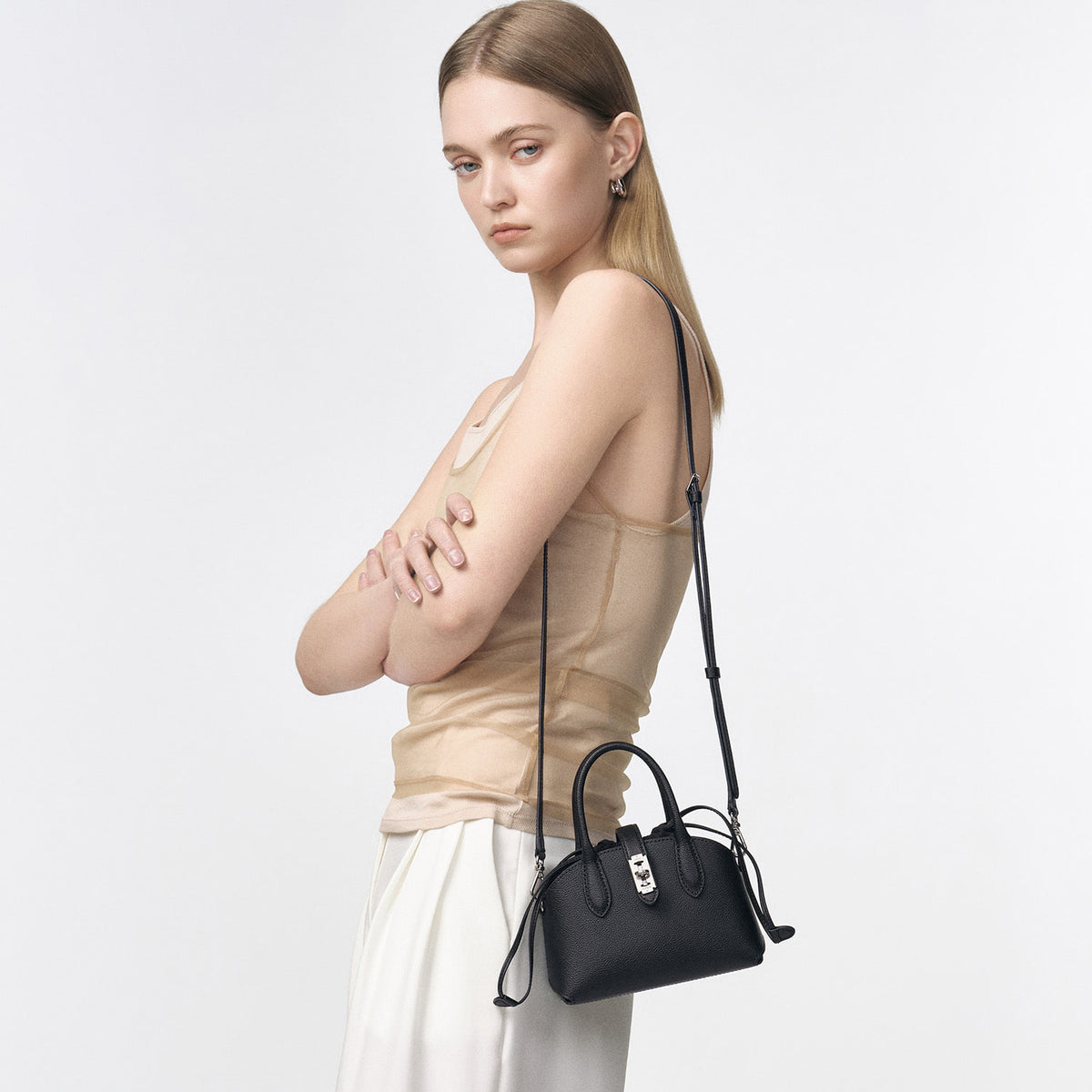 Vunque Toque Hermit Cross S Black
