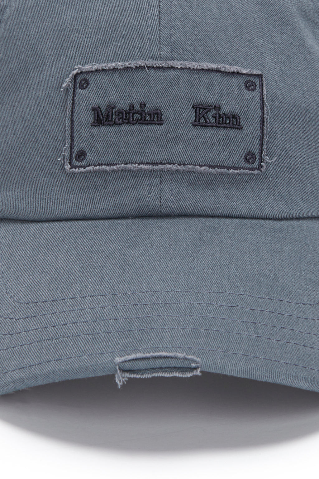 [matinkim] SQUARE LOGO CUTOUT BALL CAP IN SMOKE BLUE