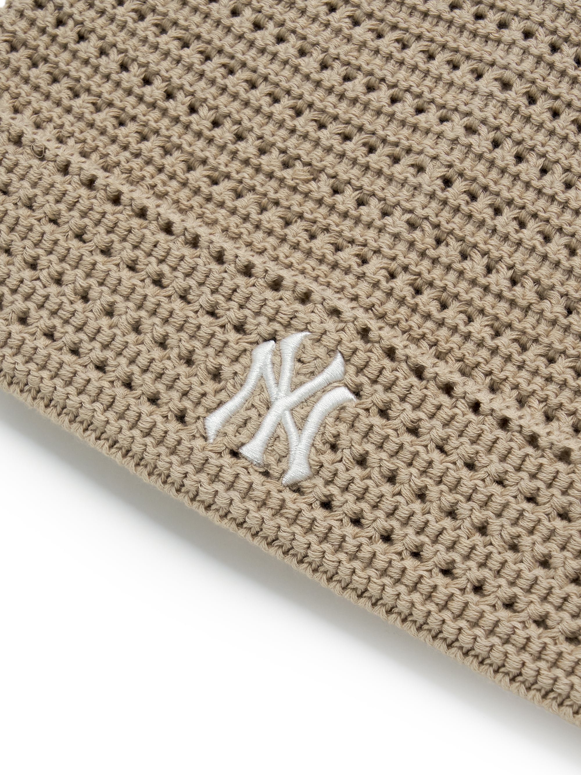 MLB Korea Summer Crochet Meowing Beanie