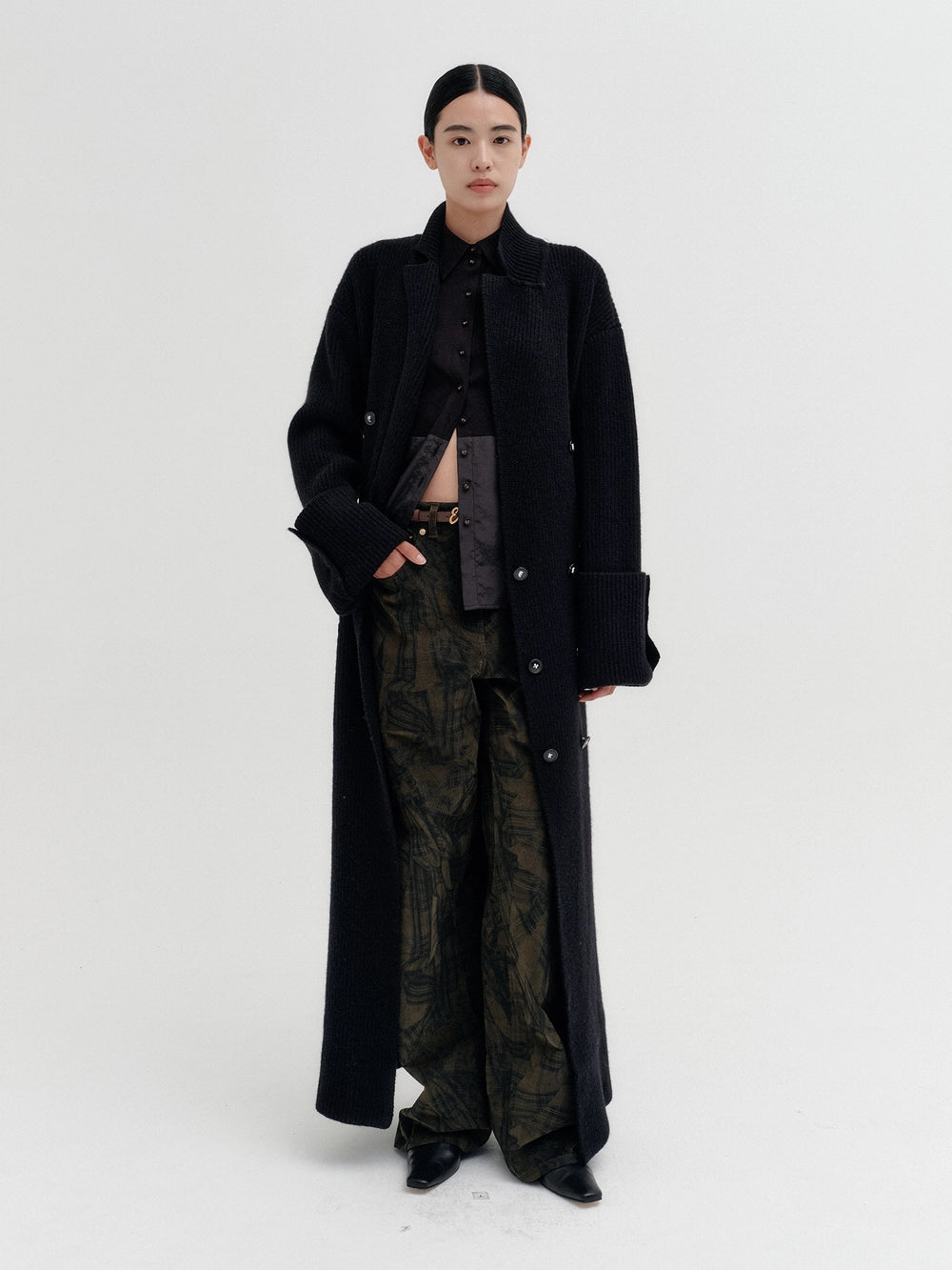 EENK Classic Double-Breasted Knitwear Coat - Black