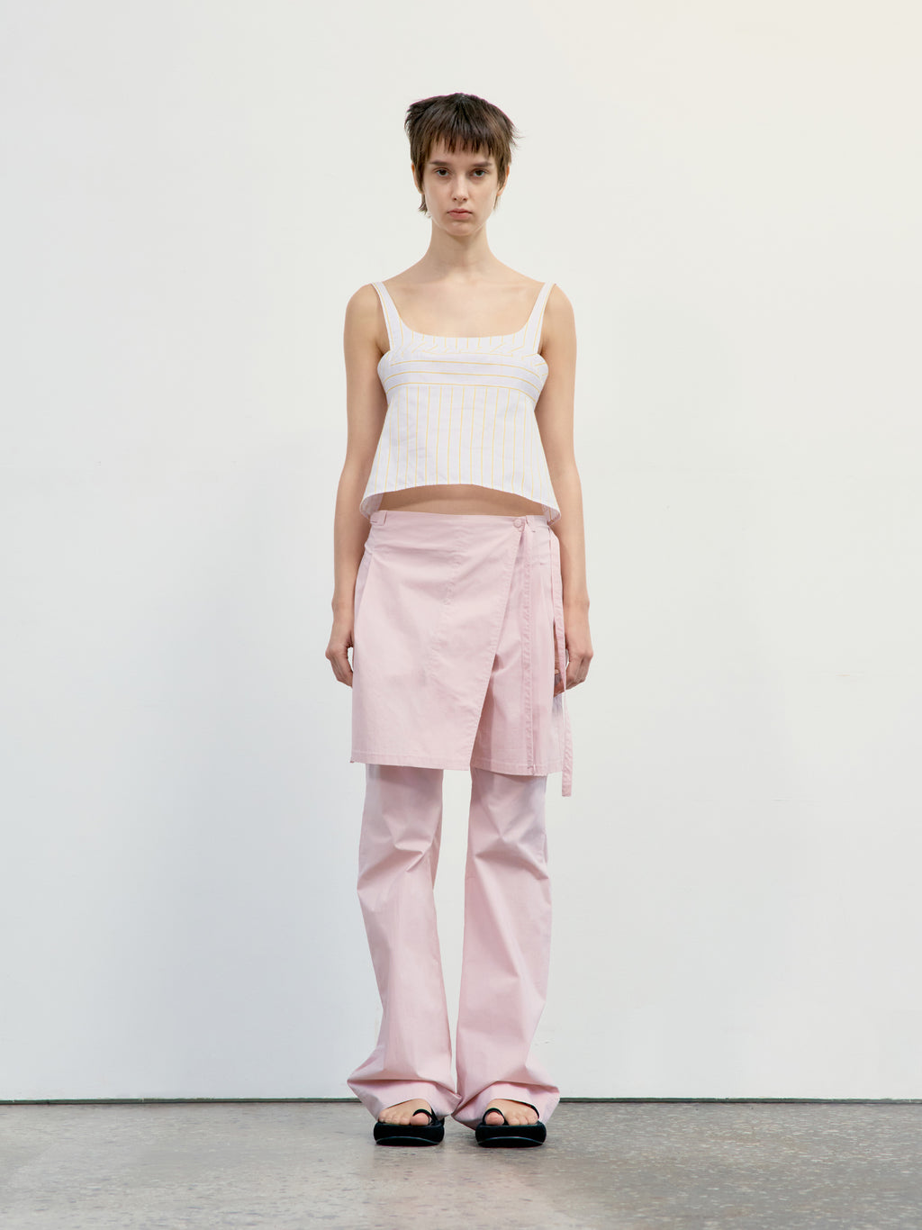 Low Classic Tangle Sleeveless Top Pink