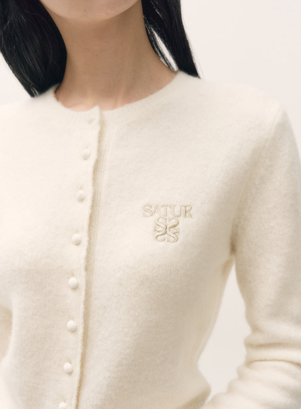 [satur] (W) Loren Wool Blend Crew Neck Knit Cardigan - White