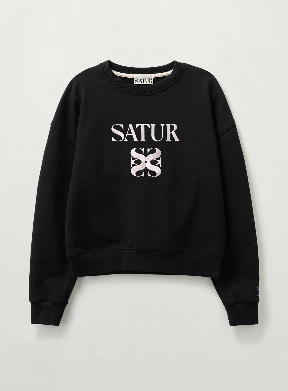 [satur] (W) Classic Logo Crop Sweatshirt - Black Pink