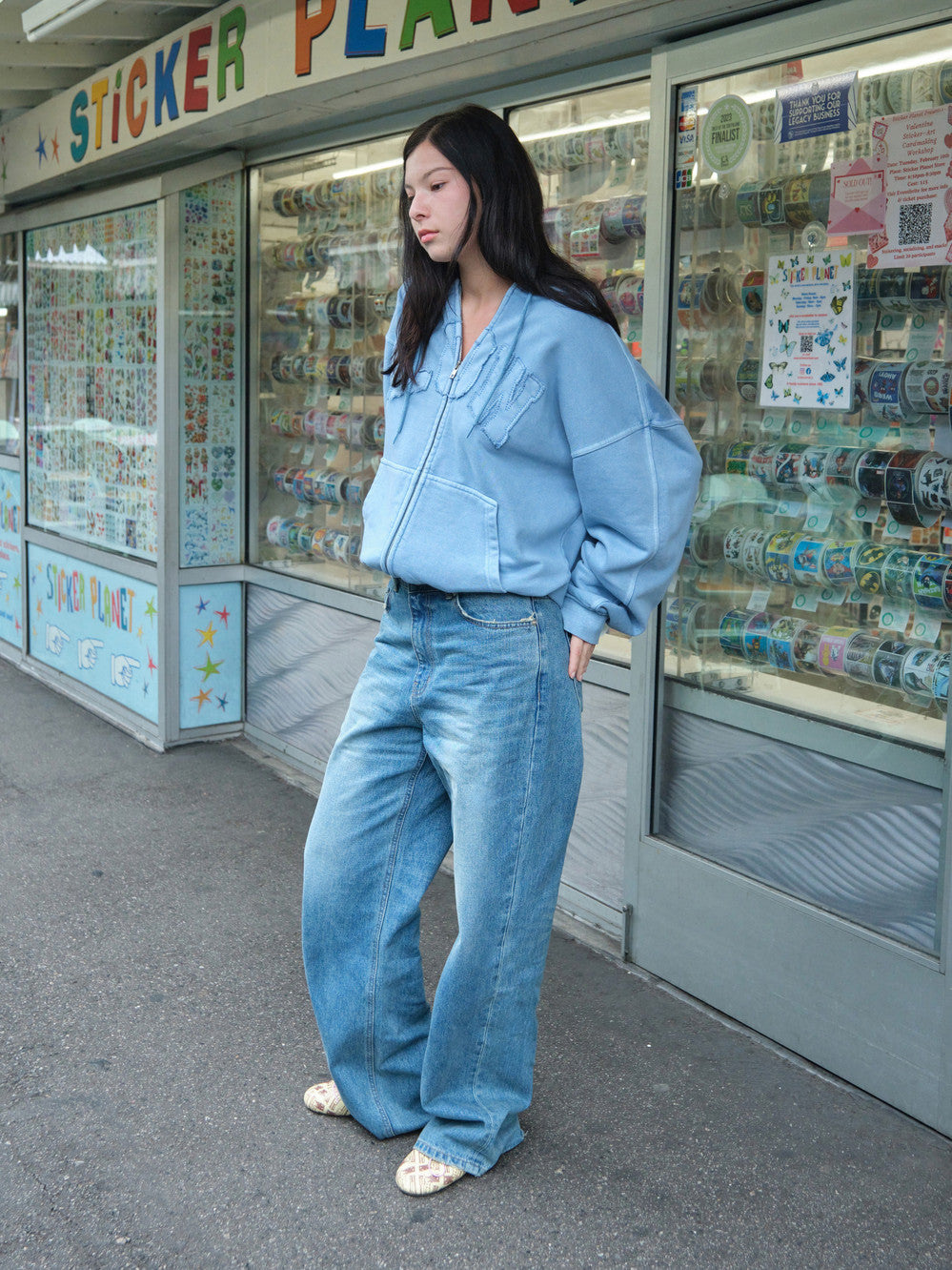 Low Classic Relaxed Loose-Fit Jeans Blue