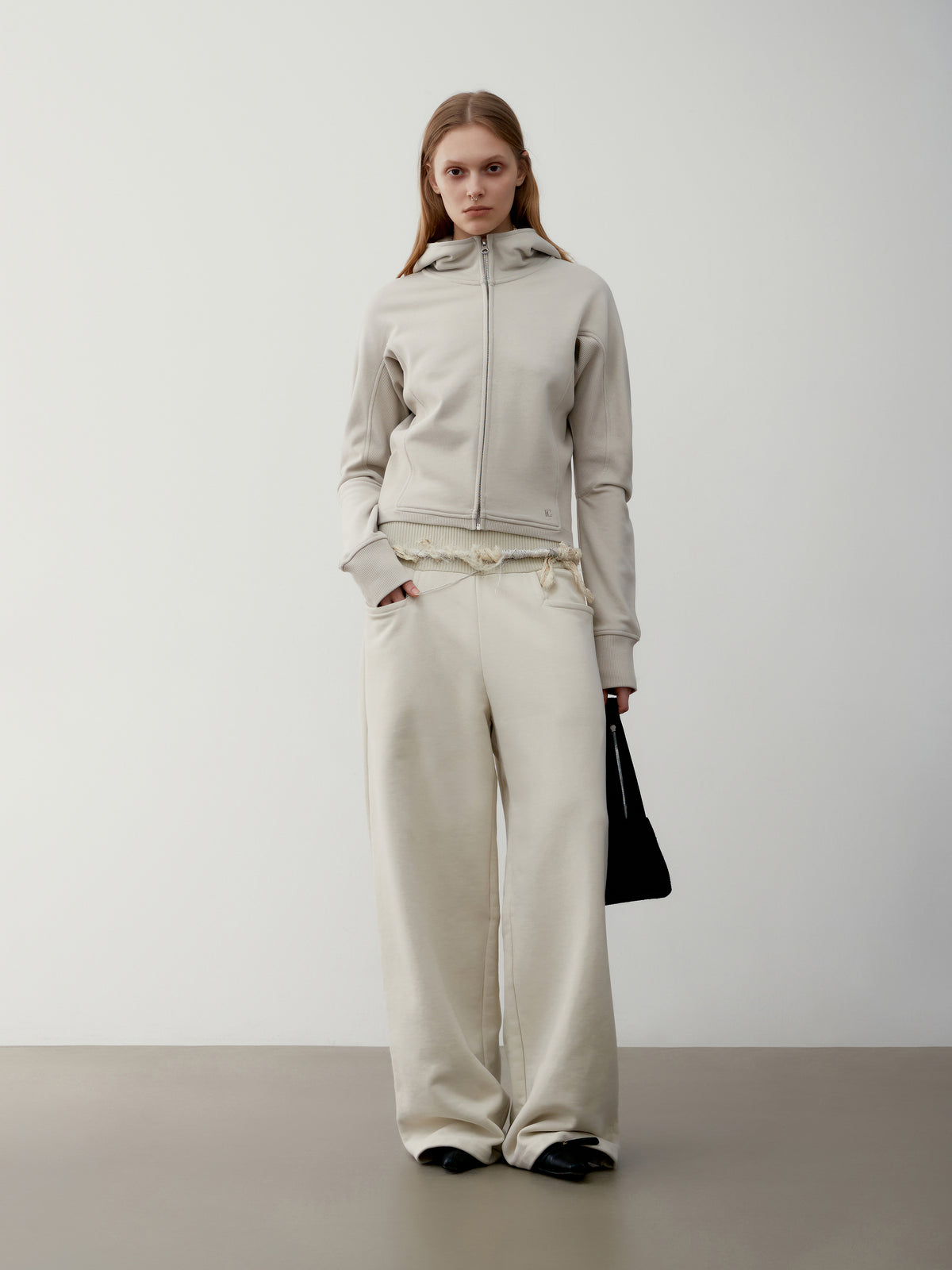 Low Classic Side Rib Zip-Up Hoodie Beige