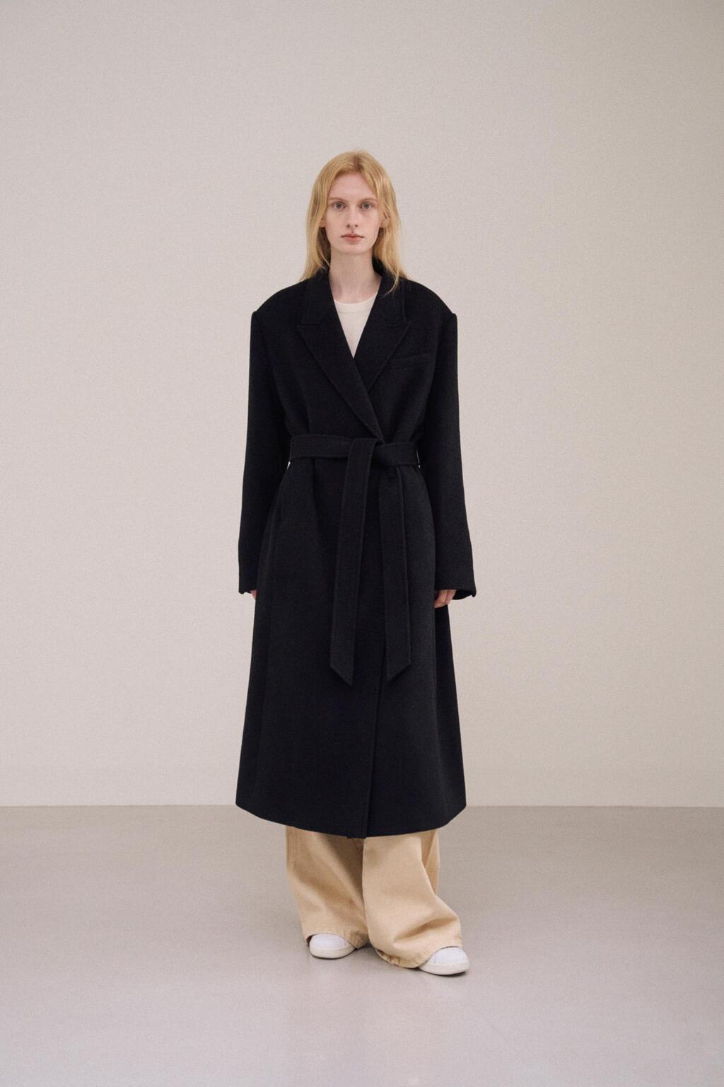 Facade Pattern Cashmere Belted Coat black