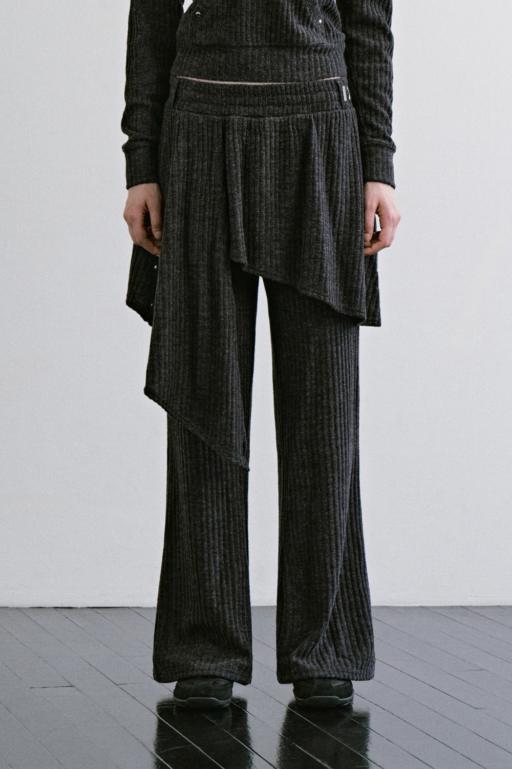 Treemingbird Hotfix Layered Set-up Pants Charcoal