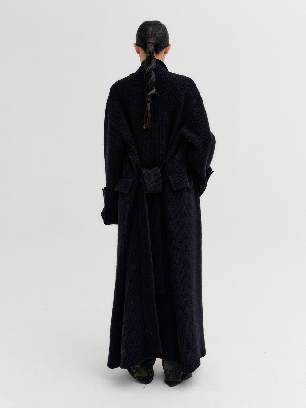 EENK Classic Double-Breasted Knitwear Coat - Black