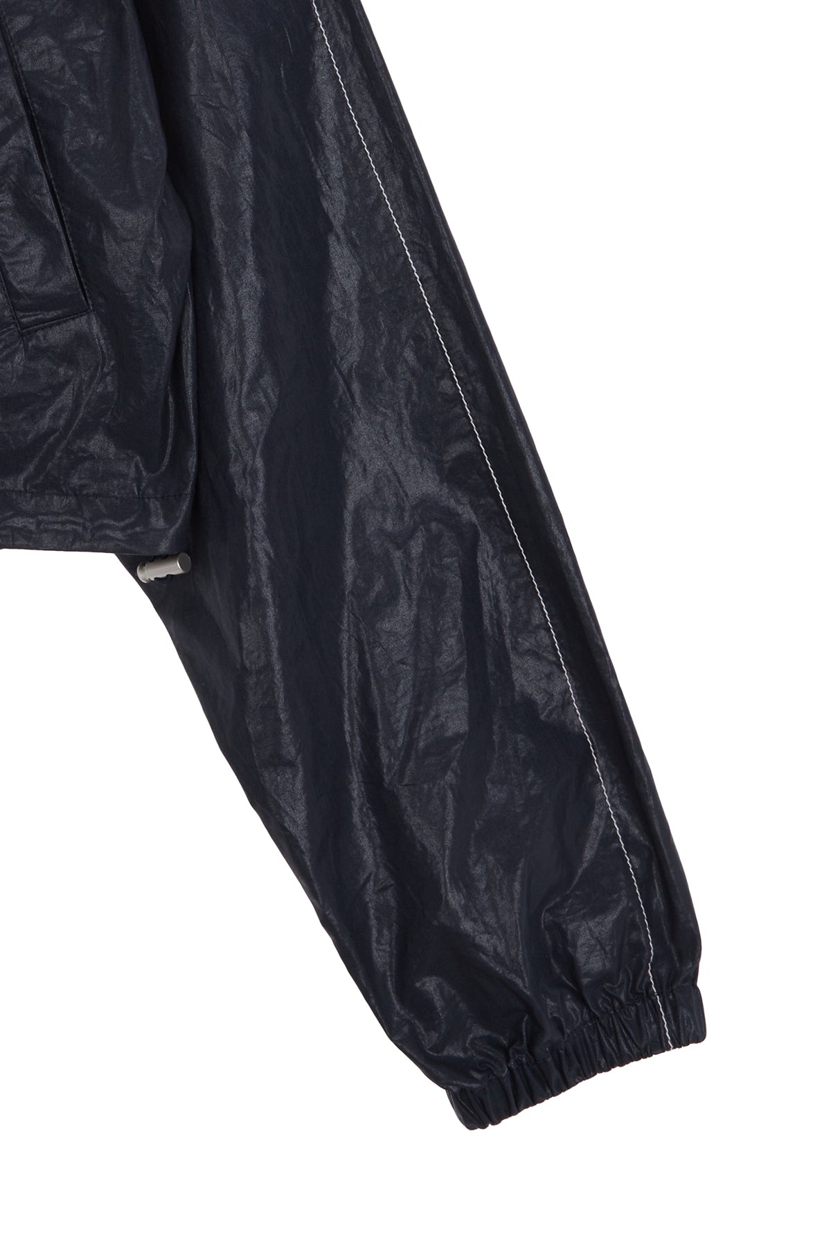 [matinkim] MATIN CROP HOODY COATING JUMPER IN NAVY