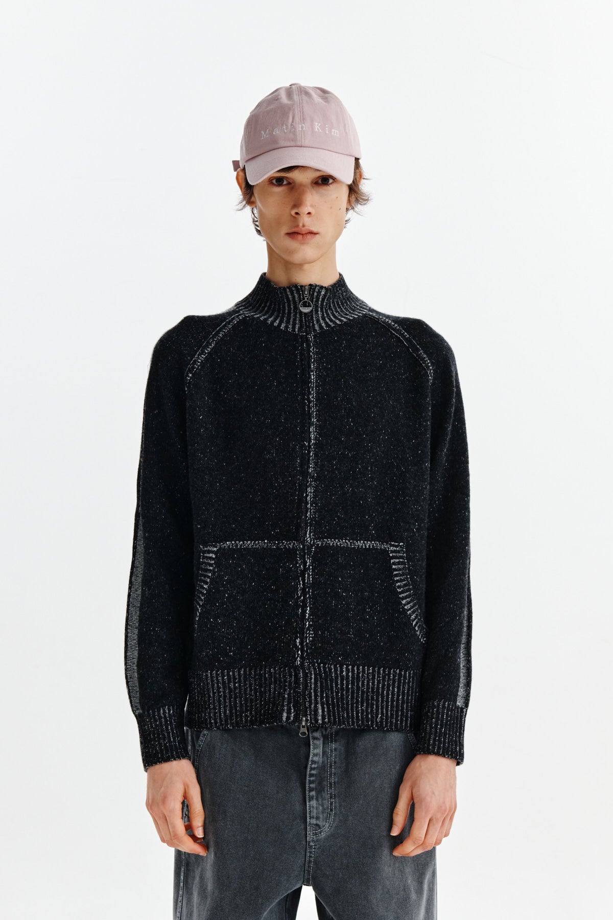 [matinkim] TWO TONE MIXED KNIT ZIP UP FOR MEN IN BLACK