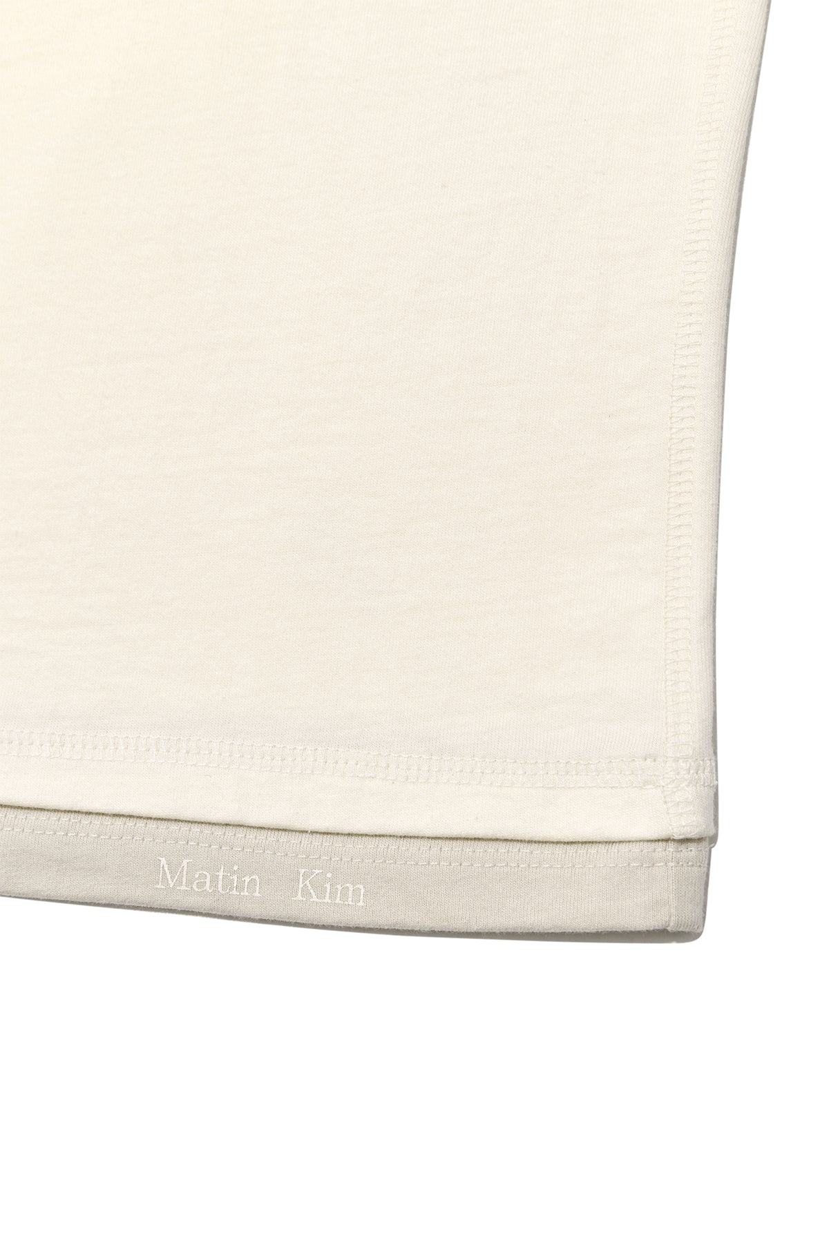 [matinkim] COLOR POINT LAYERED TOP FOR WOMEN IN IVORY