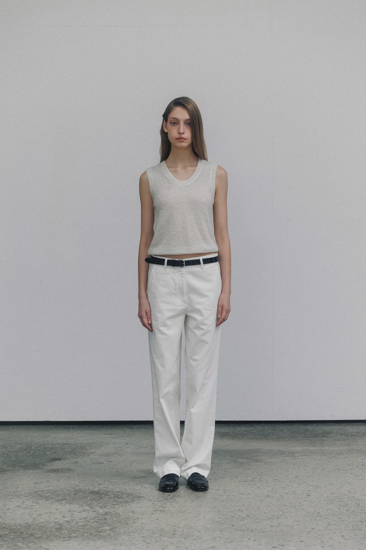 Nothing Written Carol u-neck vest (Ivory)