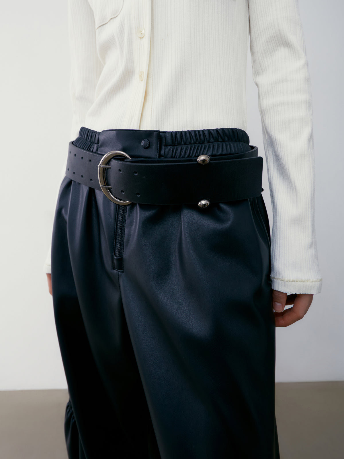 Low Classic Double Bell Leather Belt Black