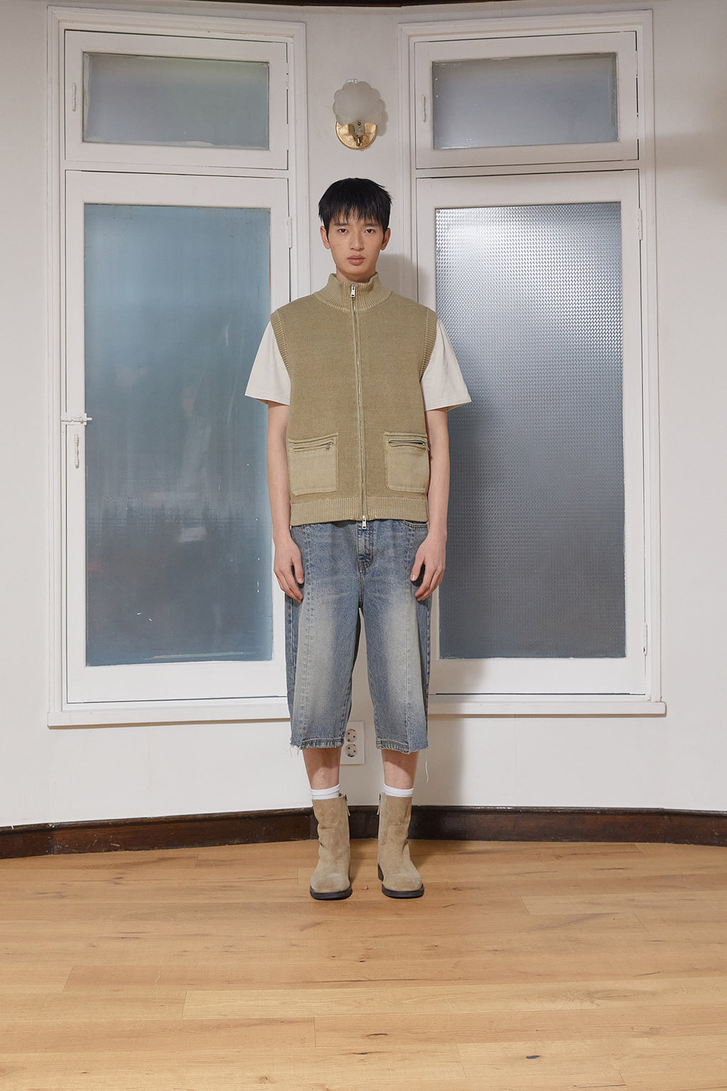 [matinkim] LOGO POINT WASHED KNIT VEST FOR MEN IN LIGHT KHAKI