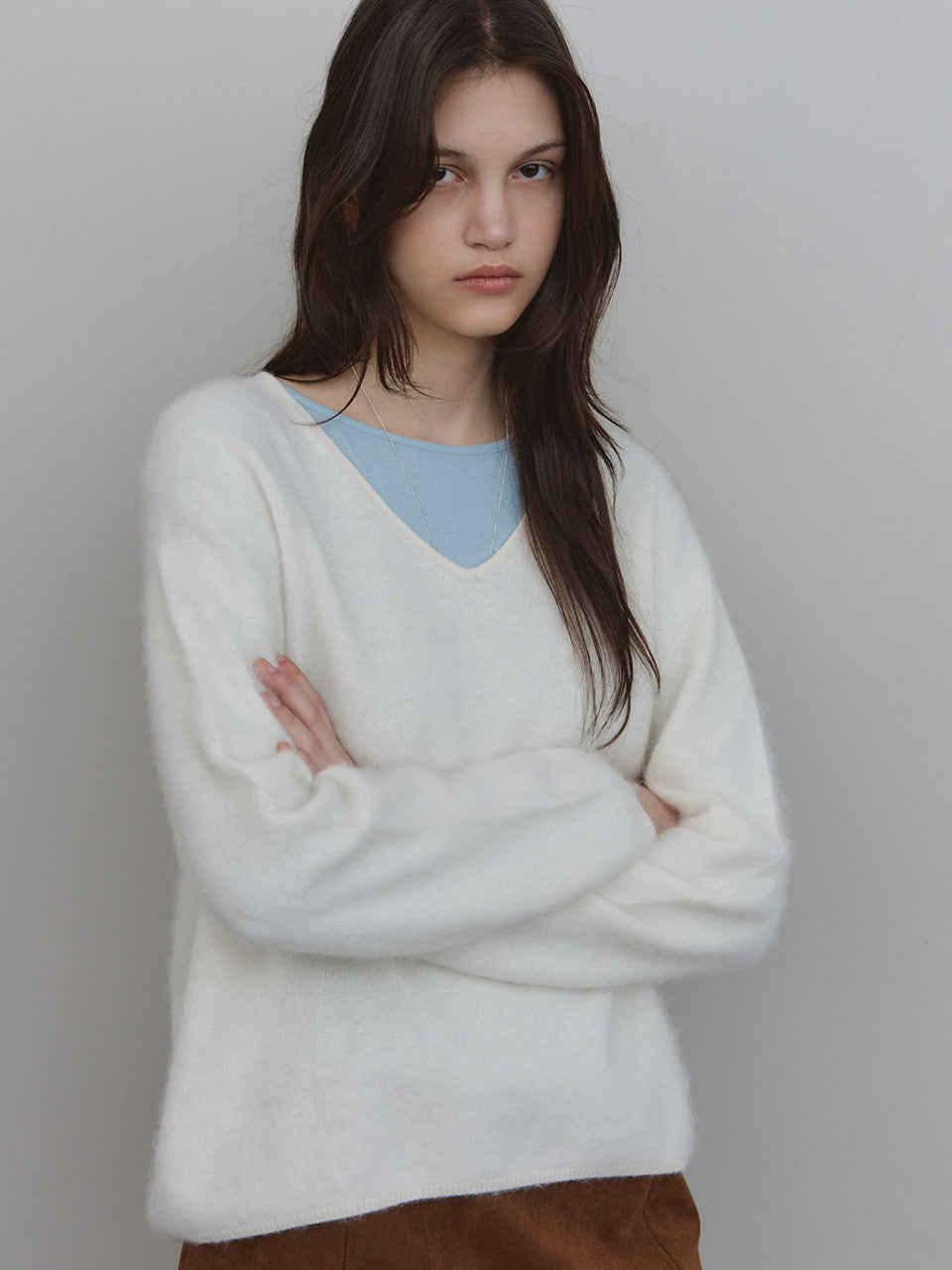 Tillidie Silk cashmere wool v-neck knit Ivory