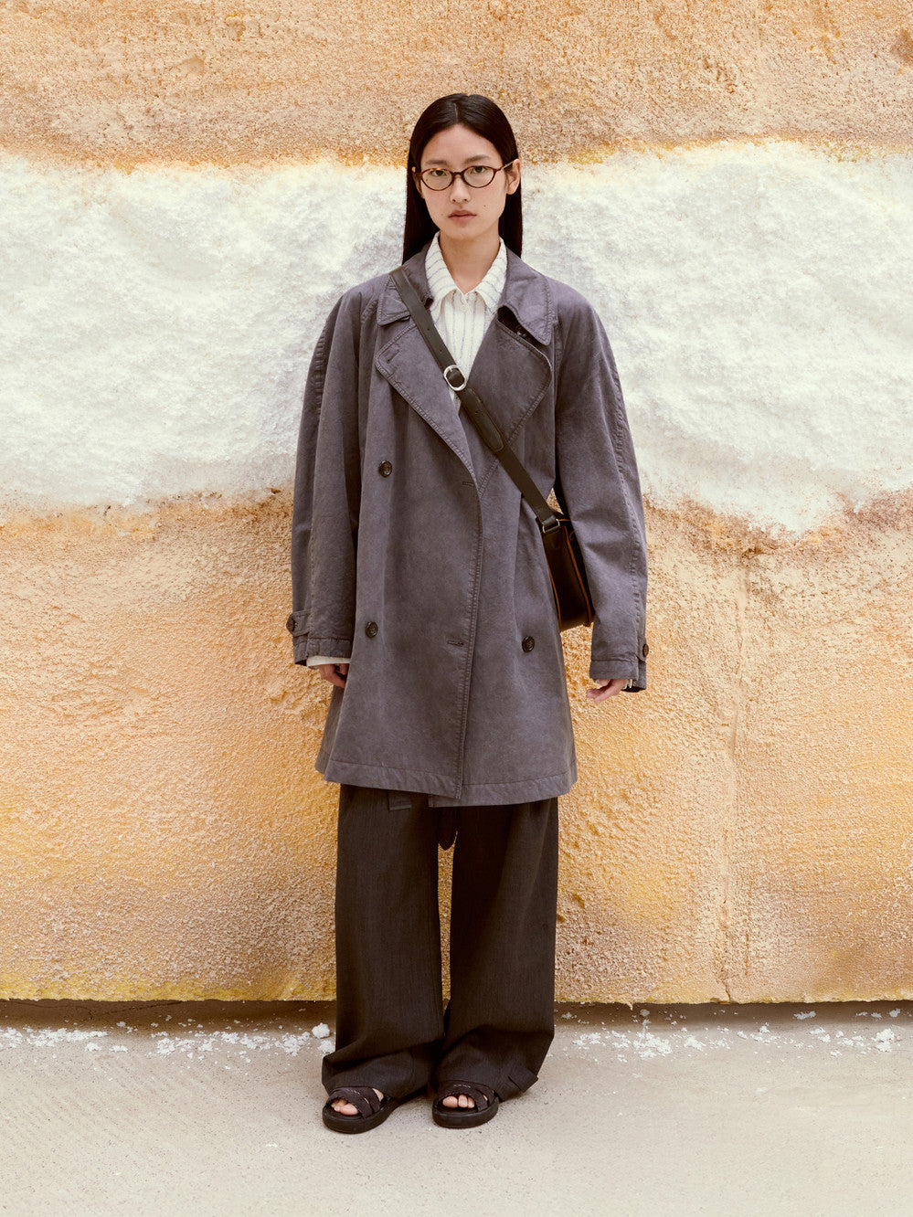 Low Classic Pigment Washed Half Trench Coat Charcoal
