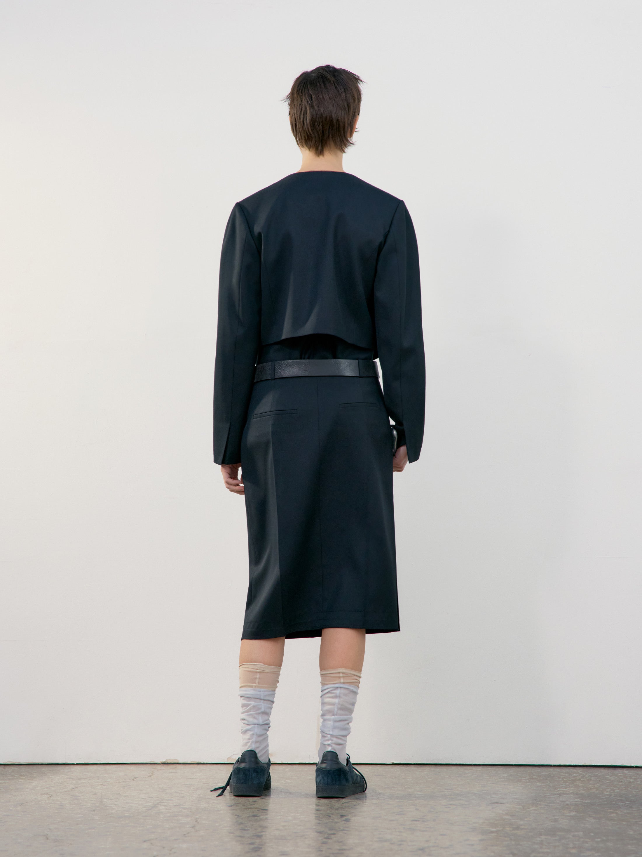 [Low Classic] Collarless Short Jacket_Black