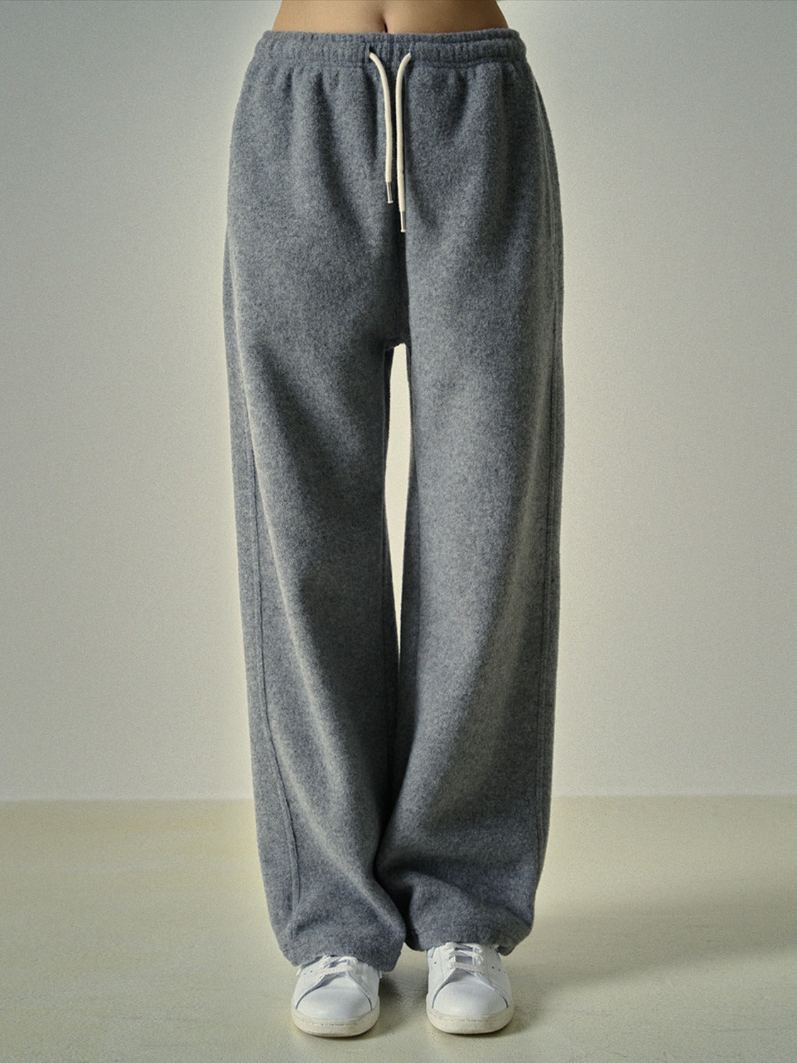 Facade Pattern Soft Wool Sweatpants grey