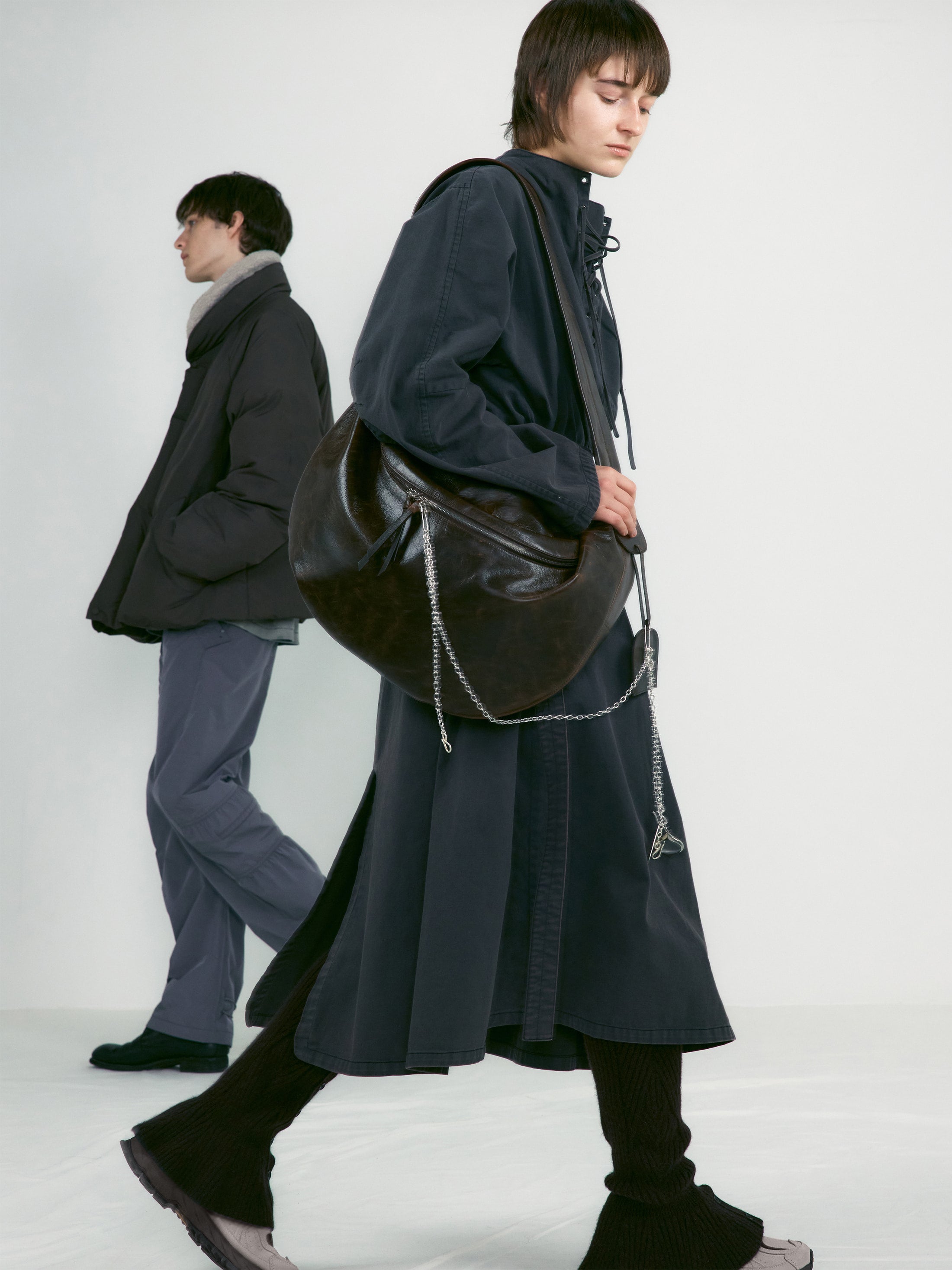 [low_classic] Washed Lace-Up Belted Dress
Charcoal Brown