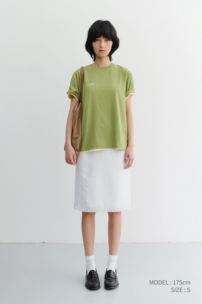 Dunst Unisex Minimal Lettering T-Shirt Olive Green