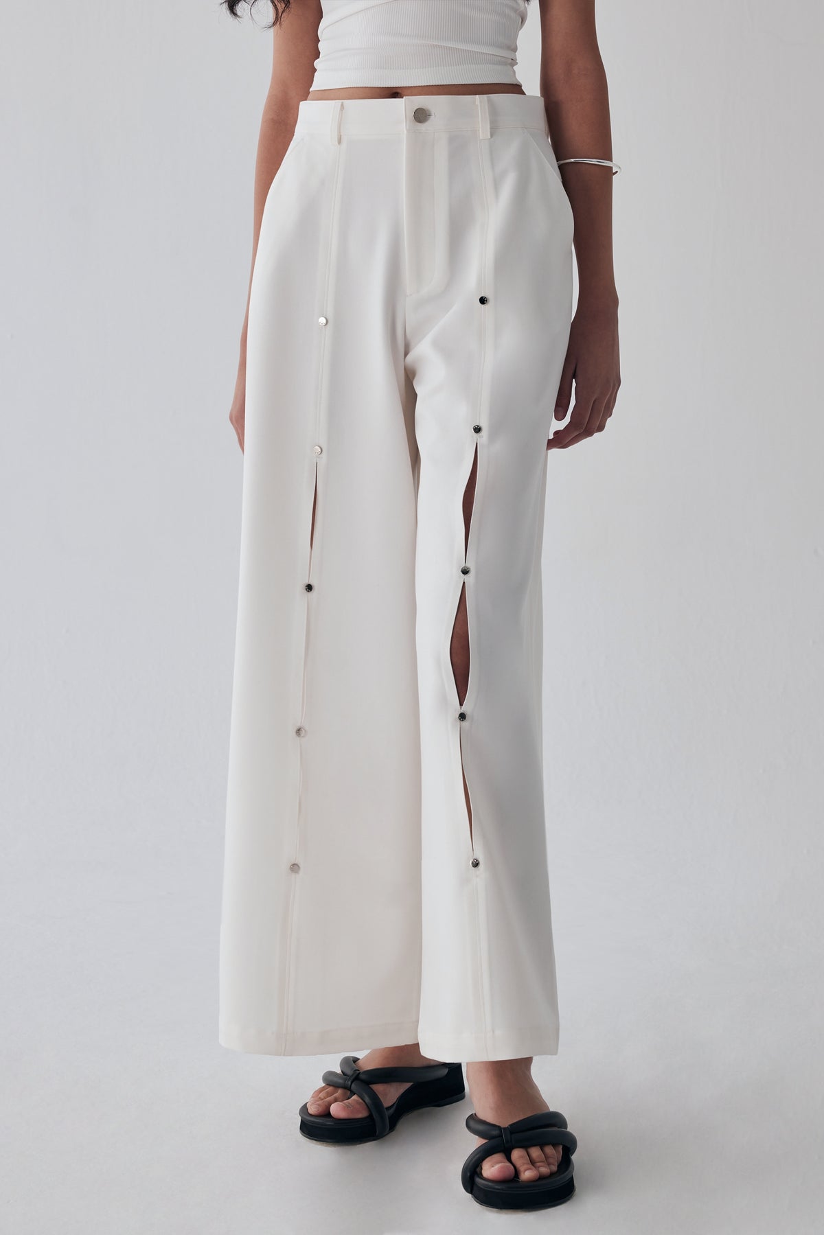 Treemingbird Rivet Slit Trouser White
