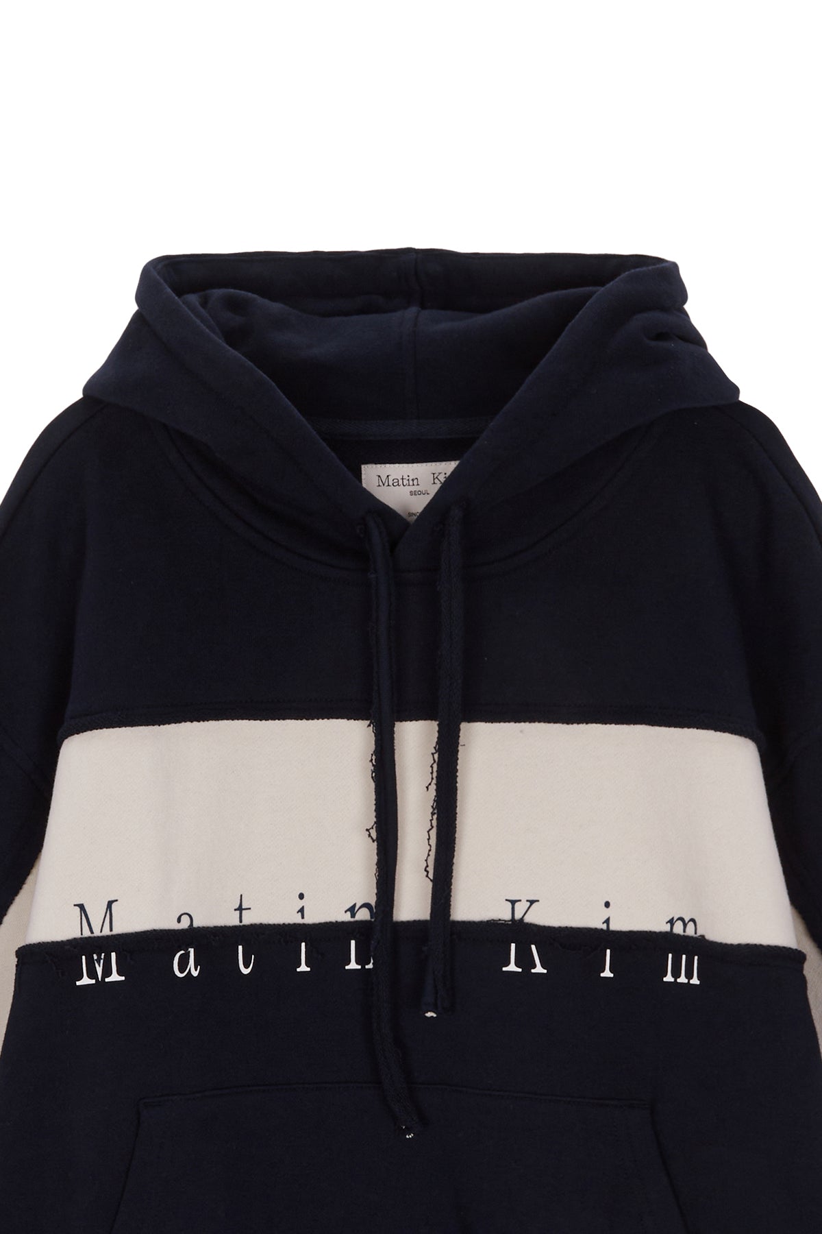 [matinkim] CUTTED LOGO HOODY IN NAVY