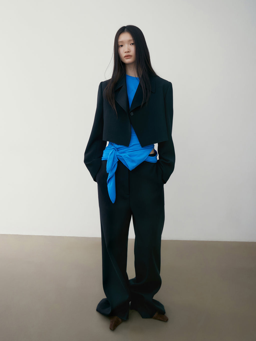 [low_classic] WOOL SHORT JACKET
BLACK