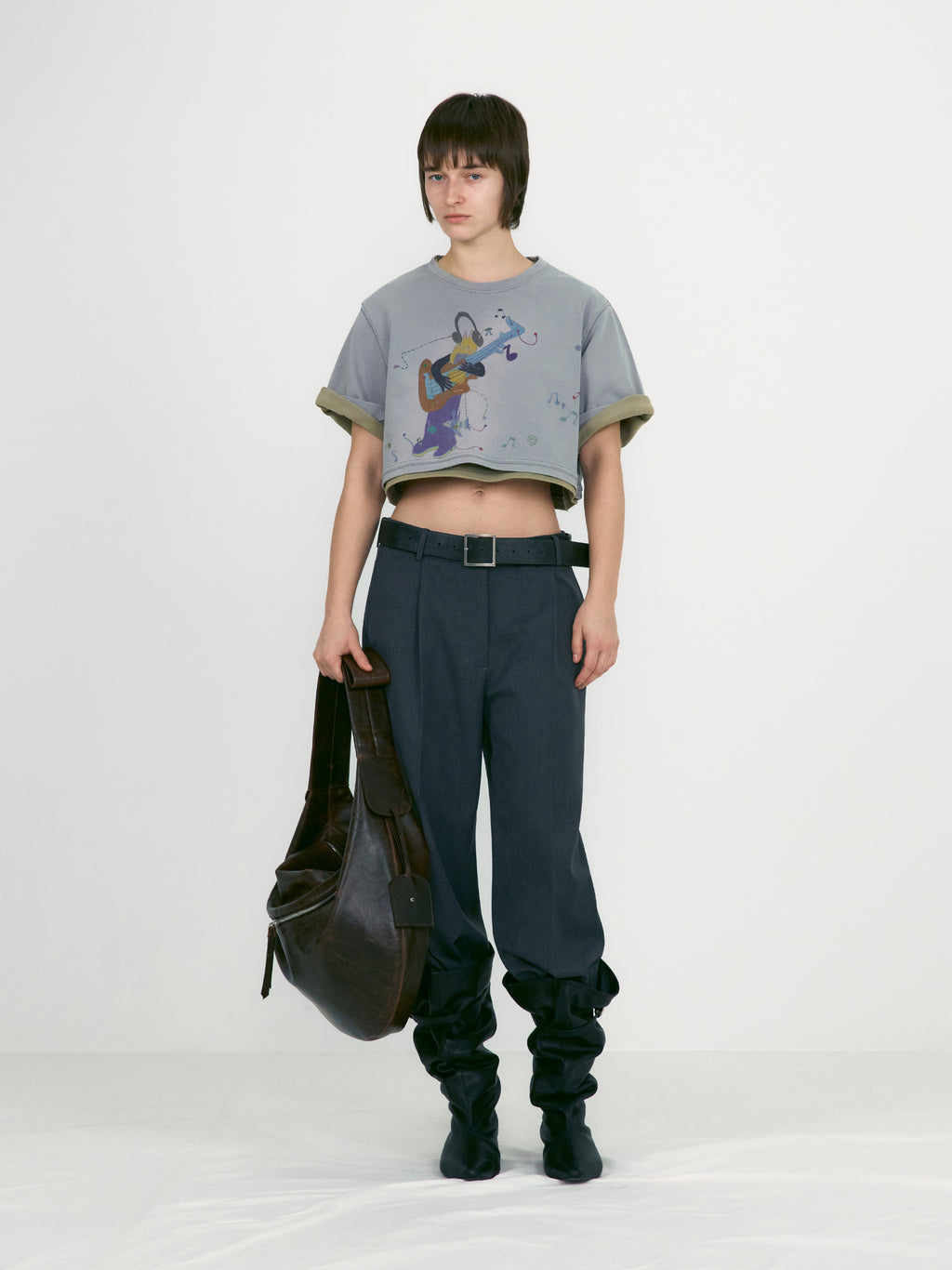 [low_classic] Belted Point Trousers
Melange Grey