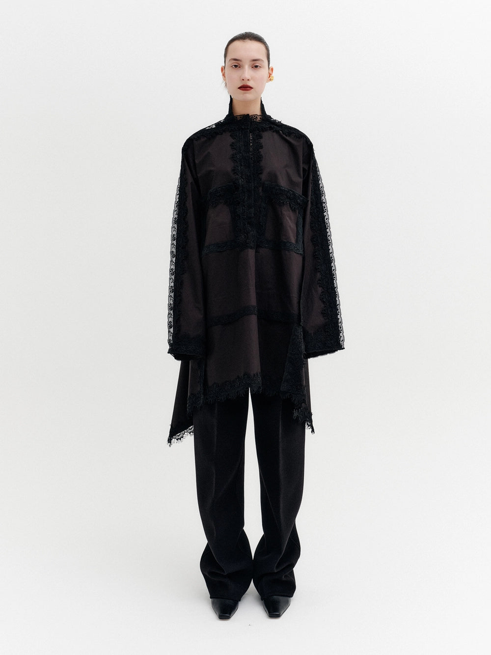 EENK Lace Trim Detail Blouse - Black