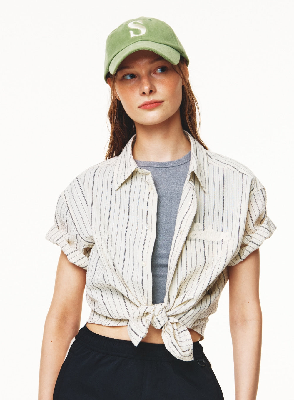 [satur] Natural Seersucker Stripe Half Shirt - Black