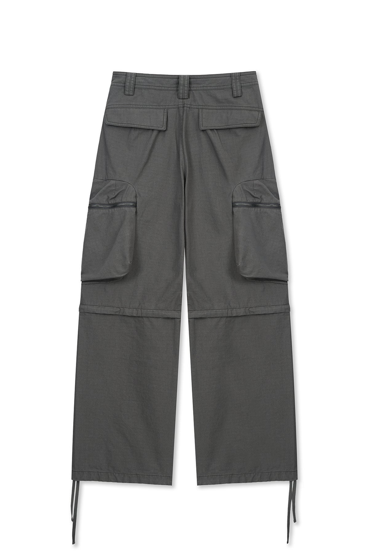 [matinkim] DETACHABLE CARGO PANTS IN CHARCOAL