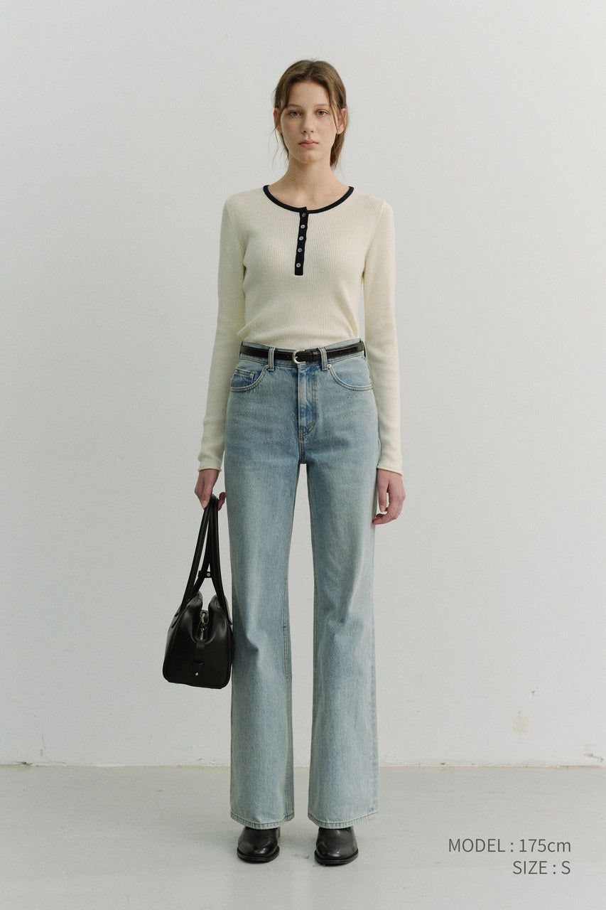 Dunst Relaxed Flared Jeans Light Blue
