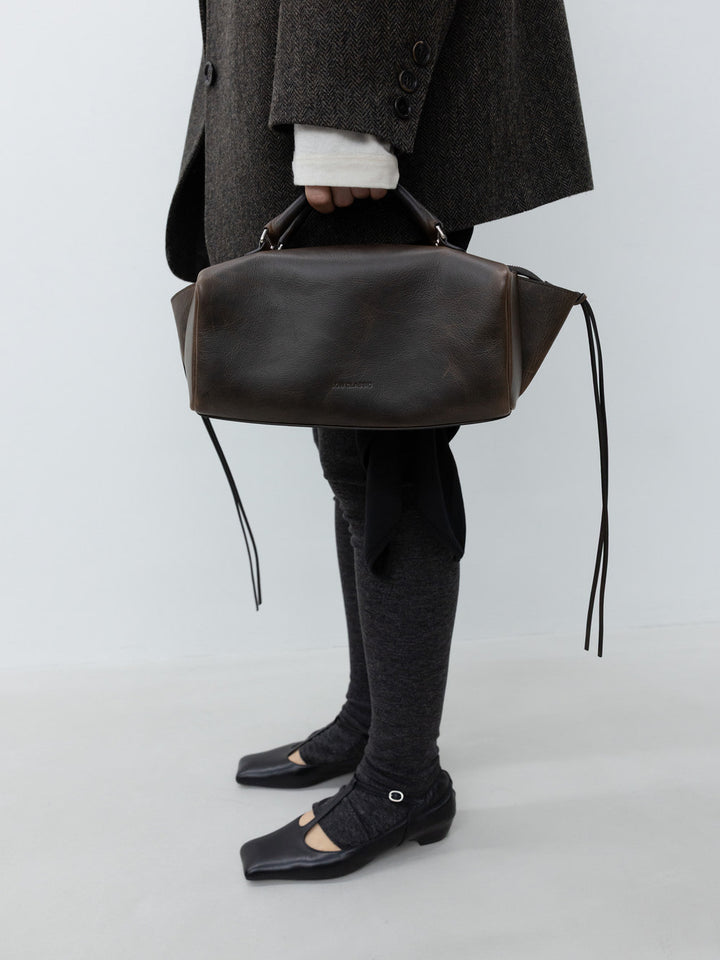 Low Classic Loaf Tote Bag Brown