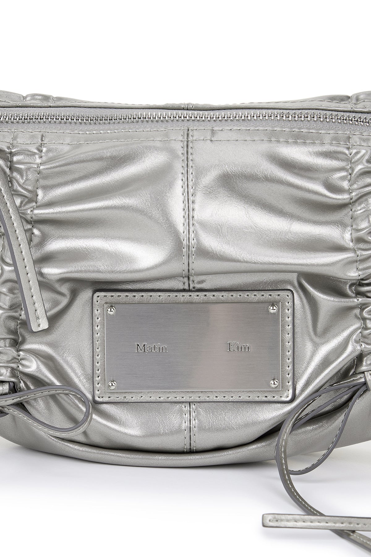 [matinkim] HALF SHIRRING RIBBON ROUND BAG IN DARK SILVER