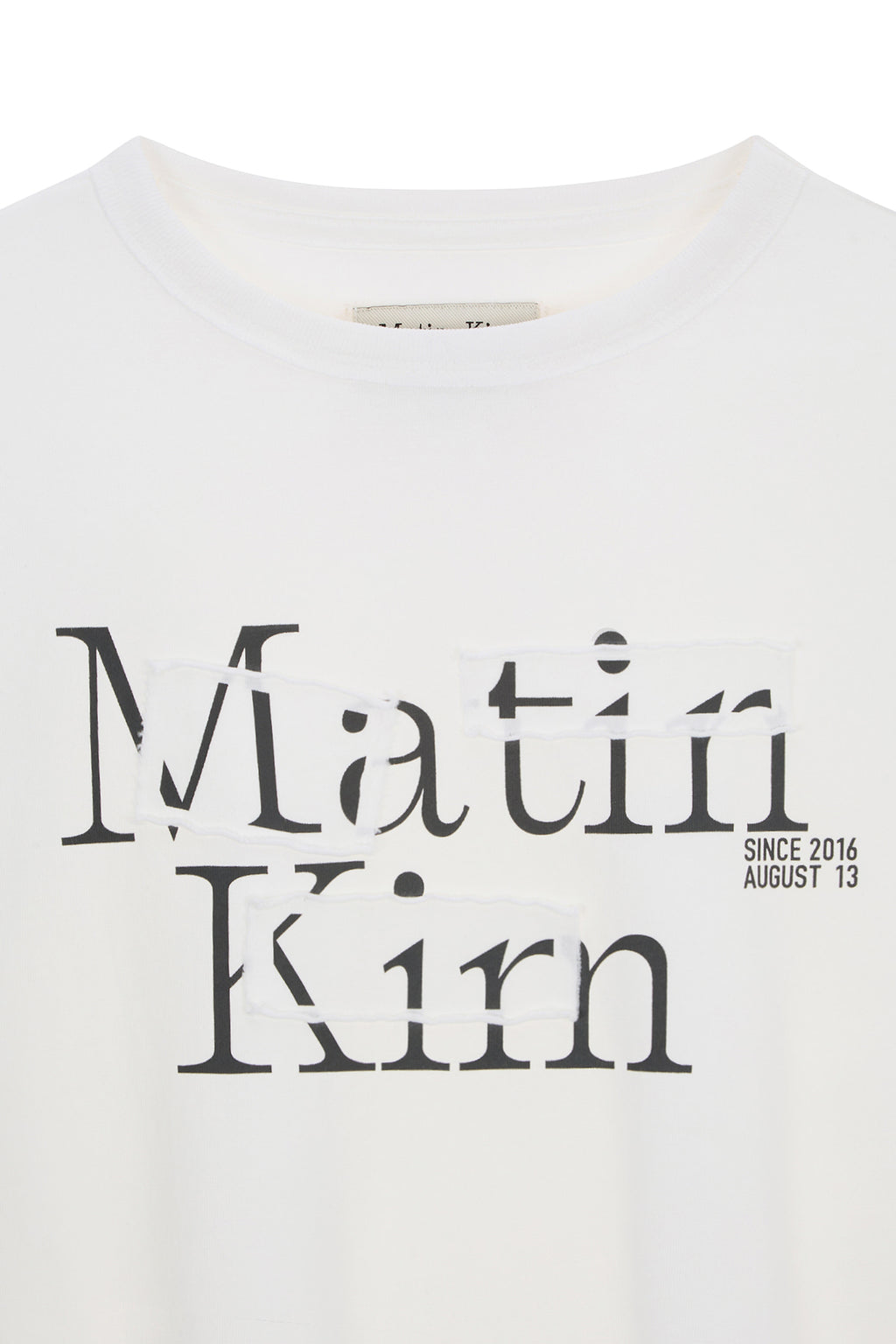 [matinkim] PATCH GRAPHIC LONG SLEEVE TOP IN WHITE