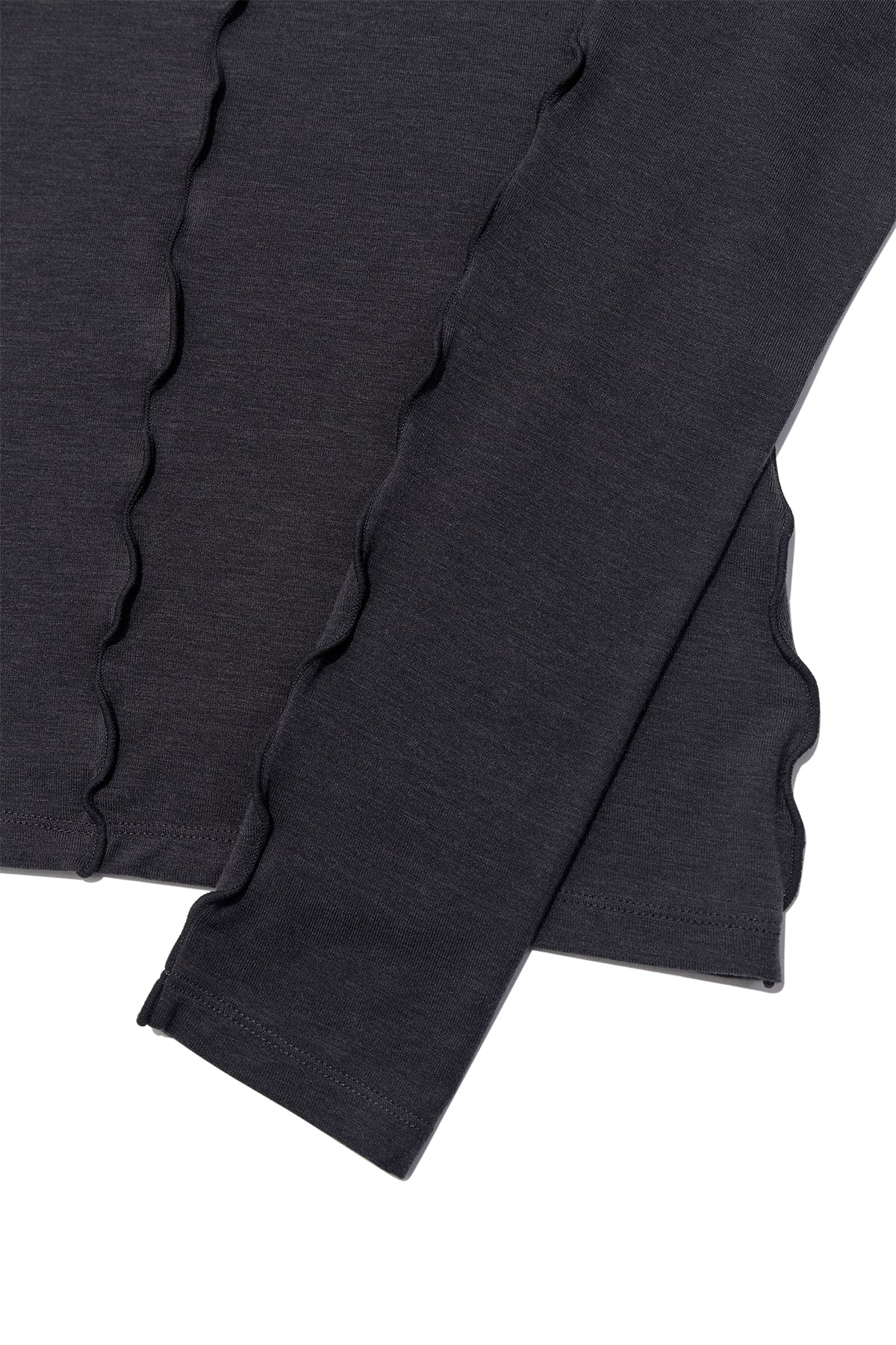 [matinkim] WIDE NECK RAGLAN LONG SLEEVE IN CHARCOAL