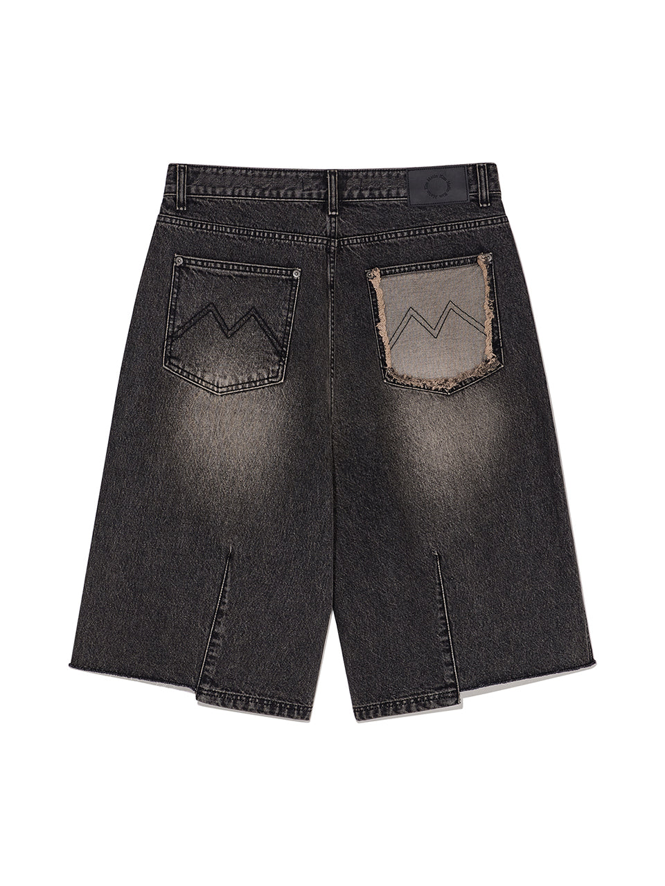 [matinkim] HEM POINT BERMUDA DENIM PANTS FOR MEN IN CHARCOAL