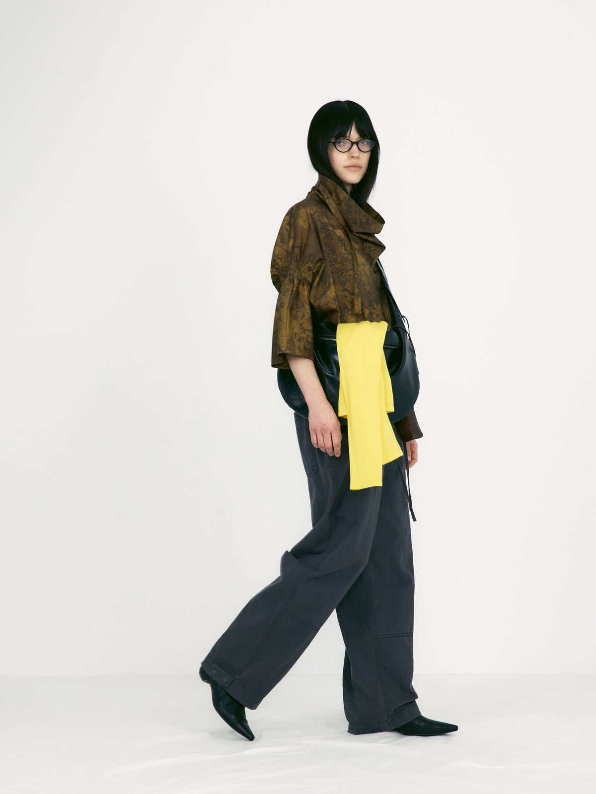 Low Classic Shirred Sleeve Foulard Top Camouflage