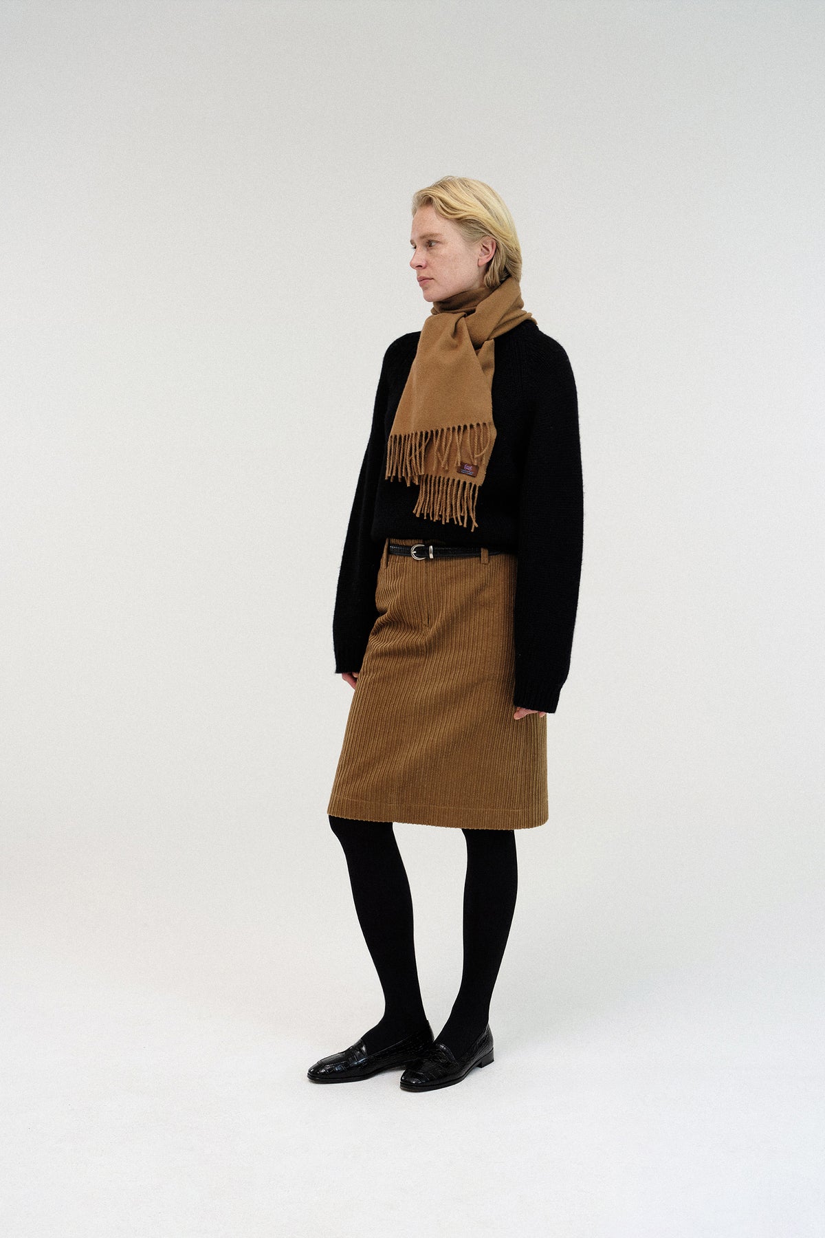 Nothing Written Corduroy h-line skirt (Camel)